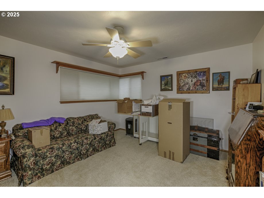 700 NW 18TH PL, McMinnville