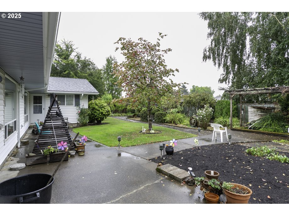 700 NW 18TH PL, McMinnville