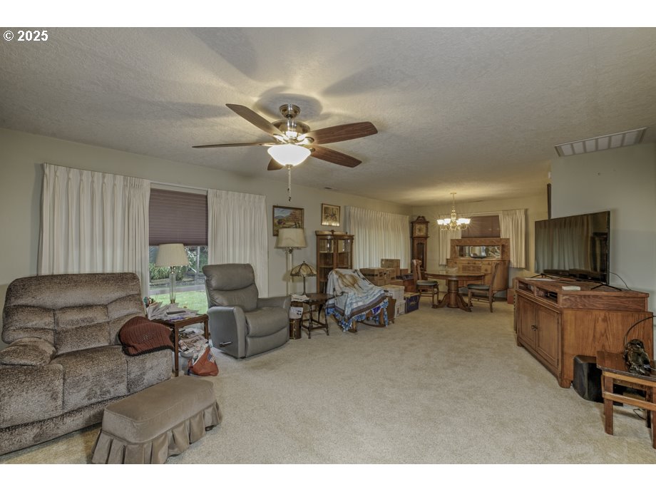 700 NW 18TH PL, McMinnville