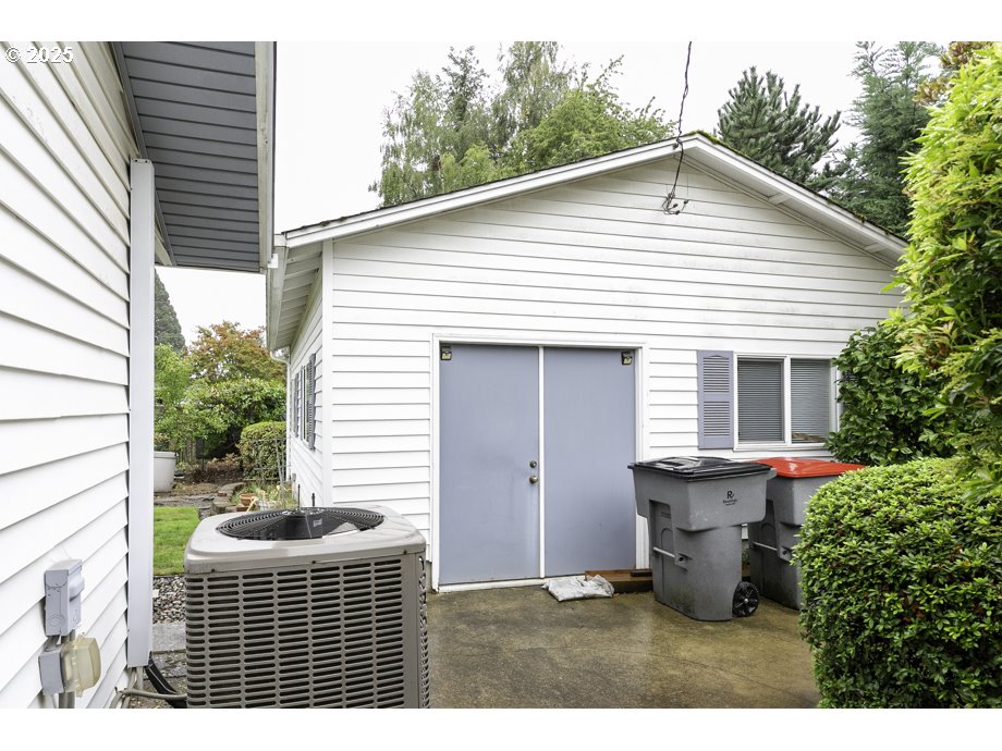 700 NW 18TH PL, McMinnville