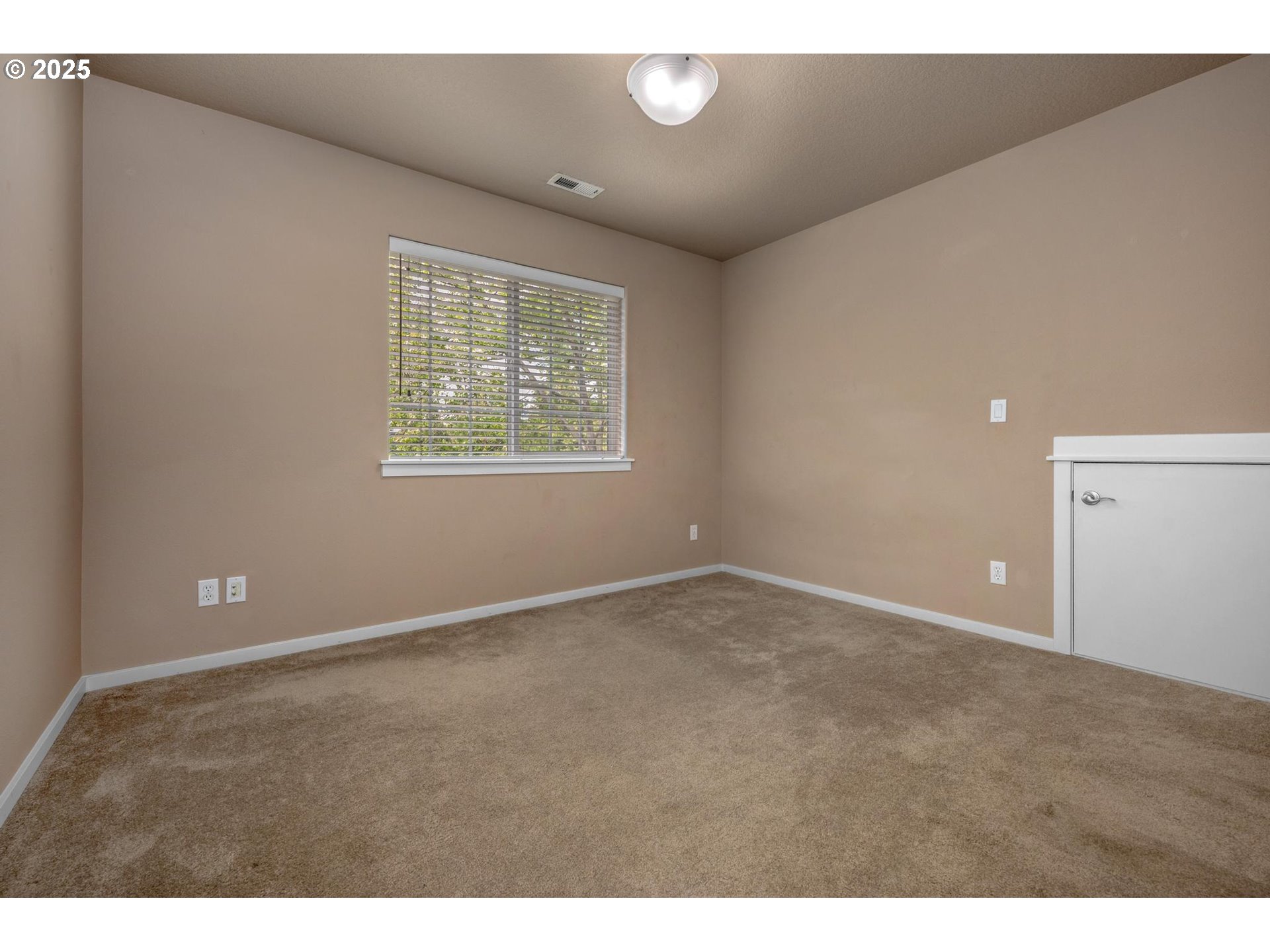 830 NE 73RD AVE