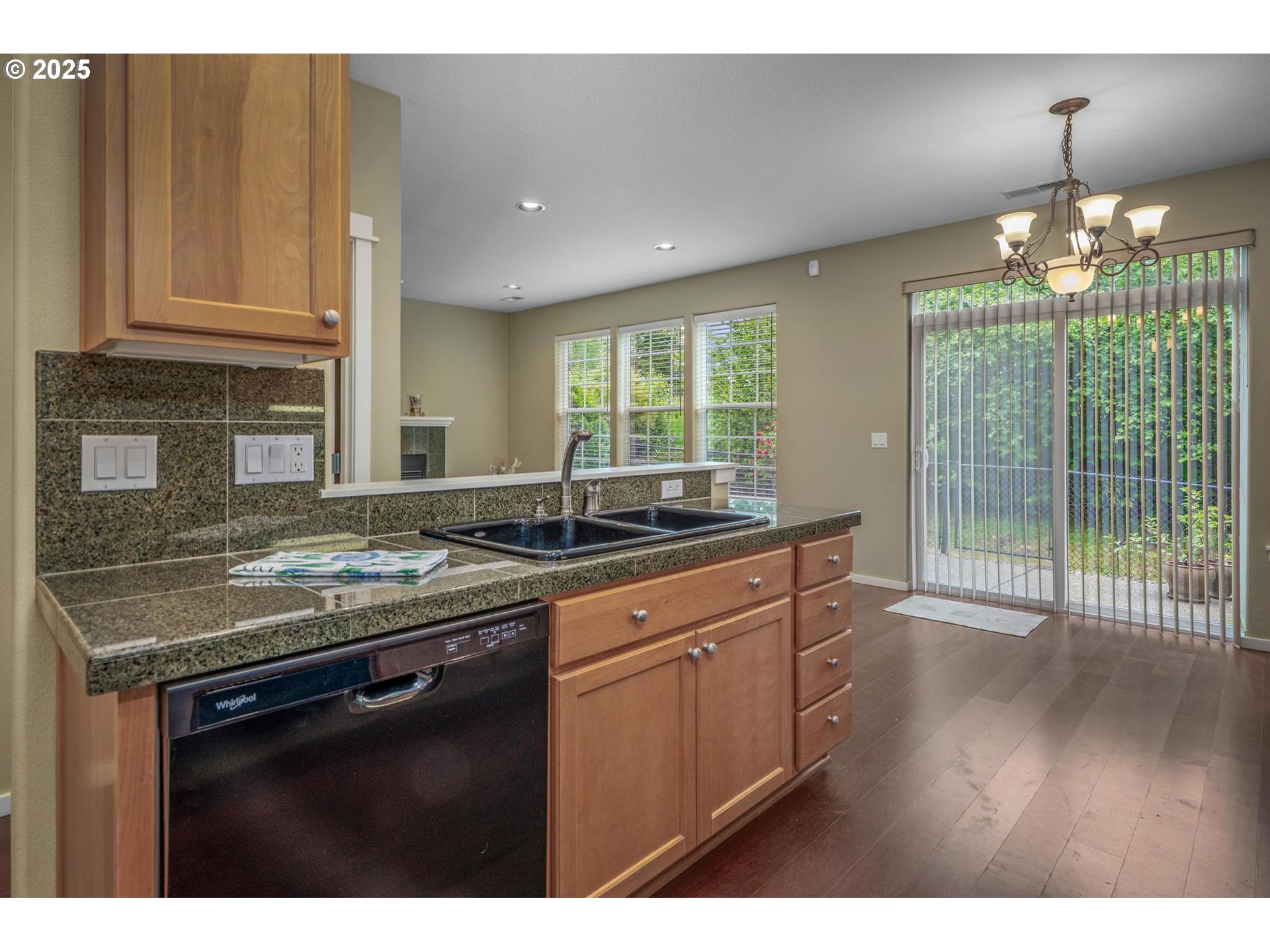 830 NE 73RD AVE
