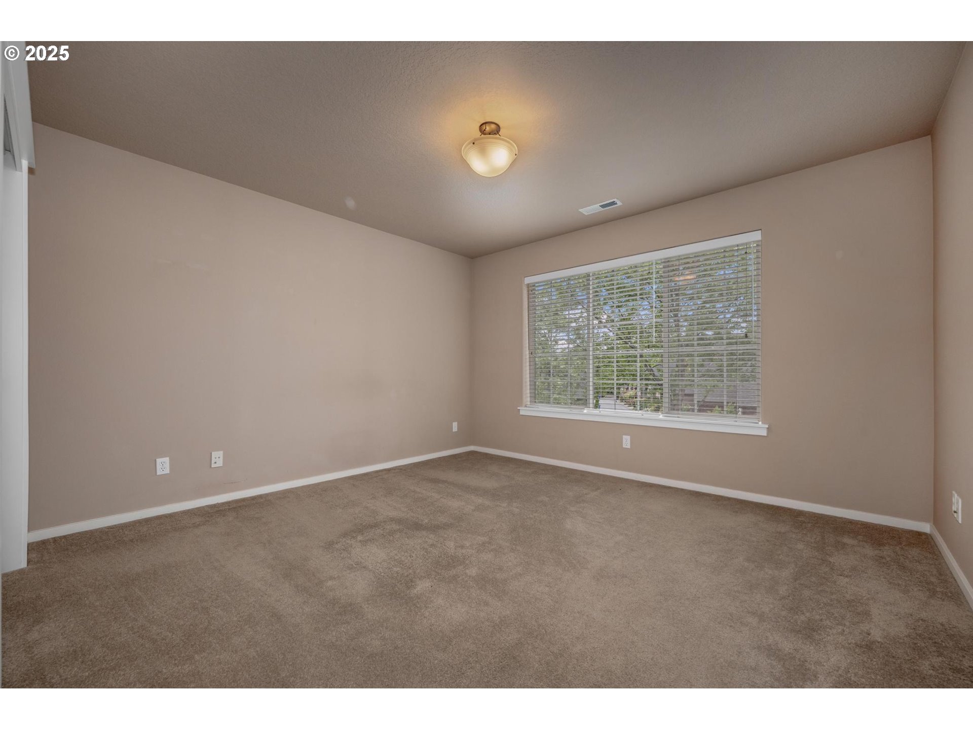 830 NE 73RD AVE