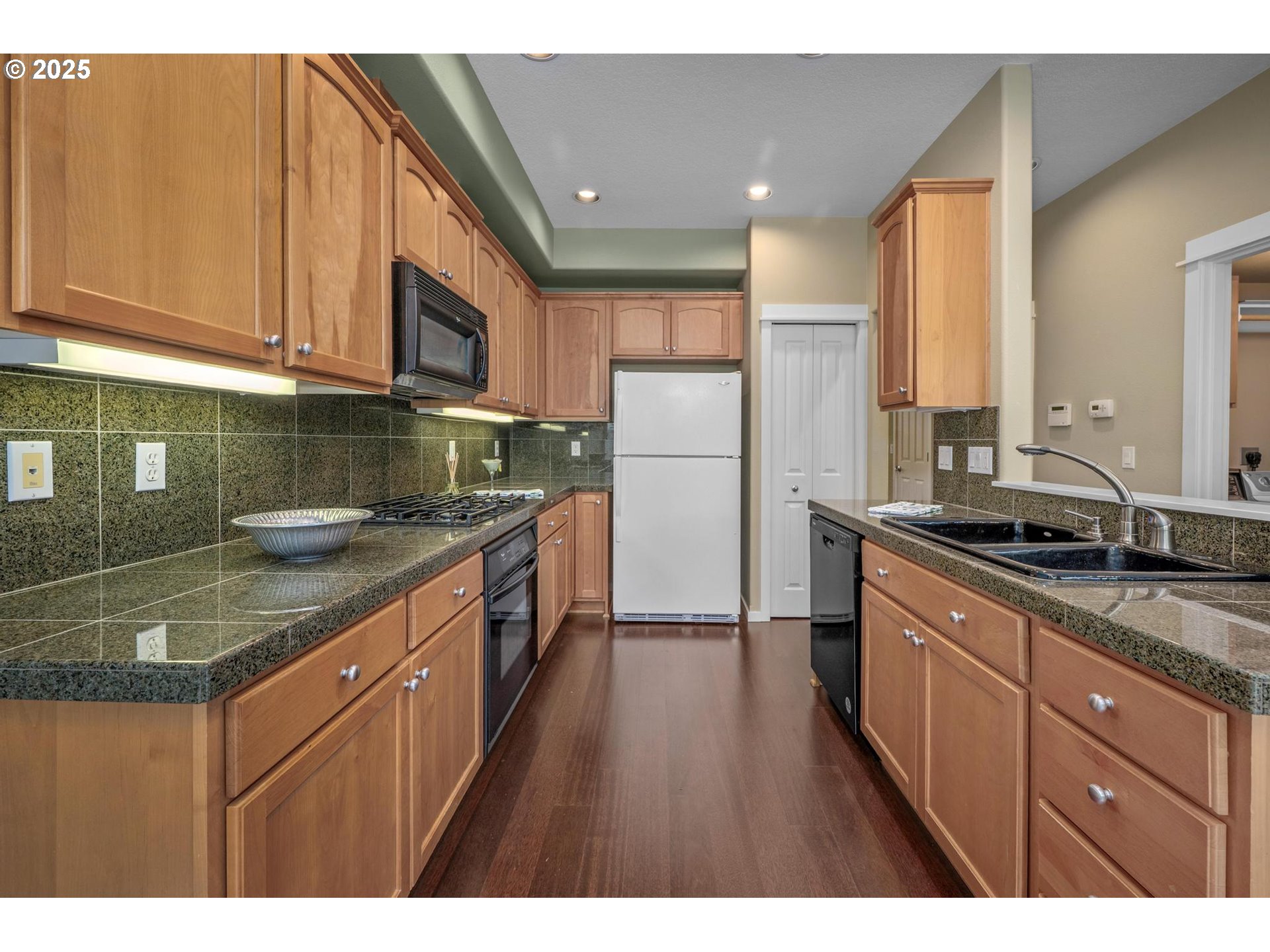 830 NE 73RD AVE