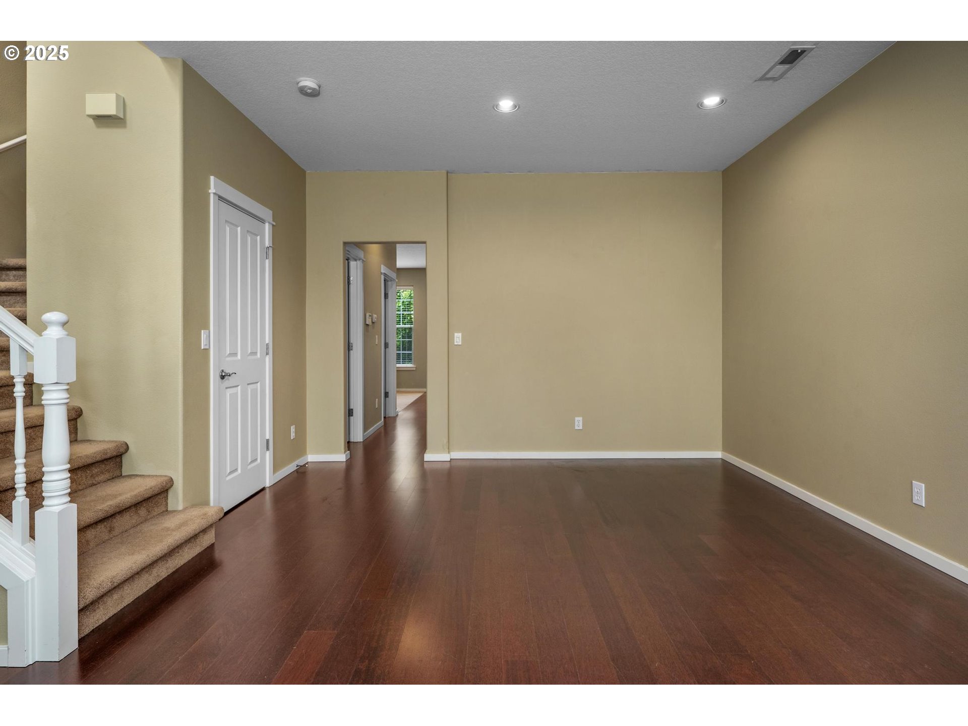 830 NE 73RD AVE