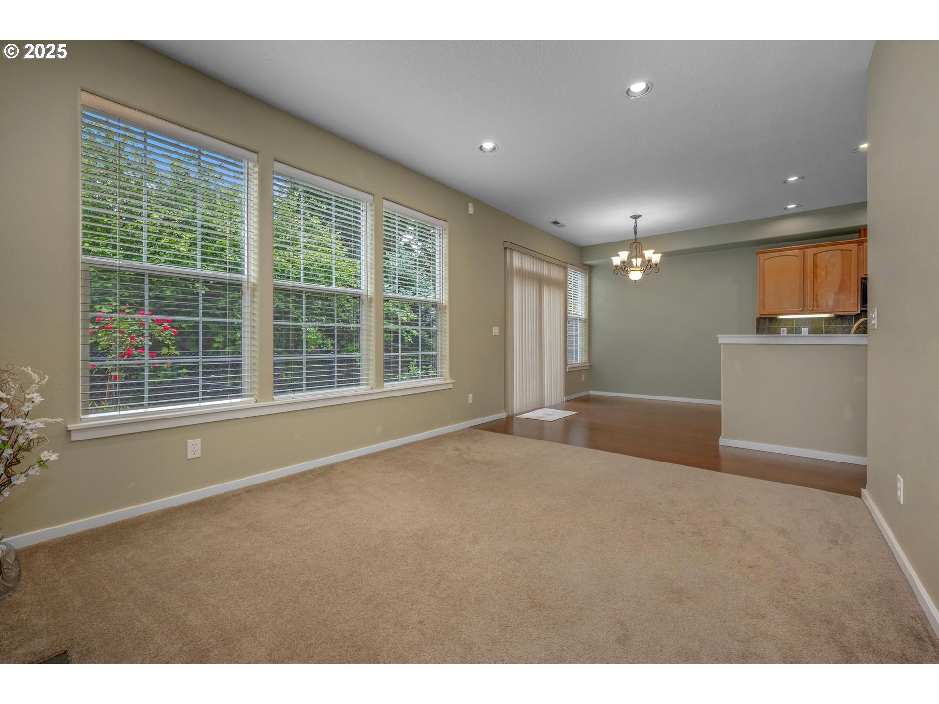 830 NE 73RD AVE