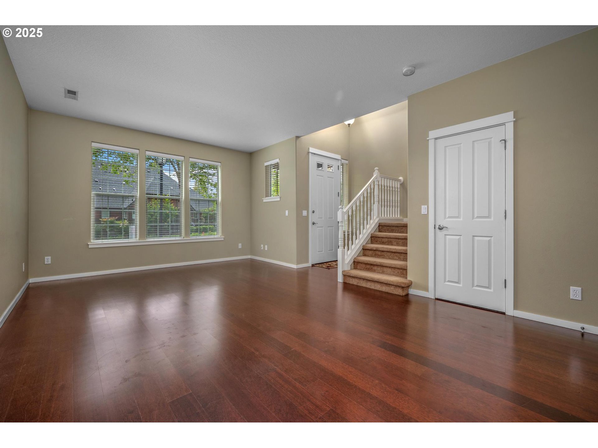 830 NE 73RD AVE
