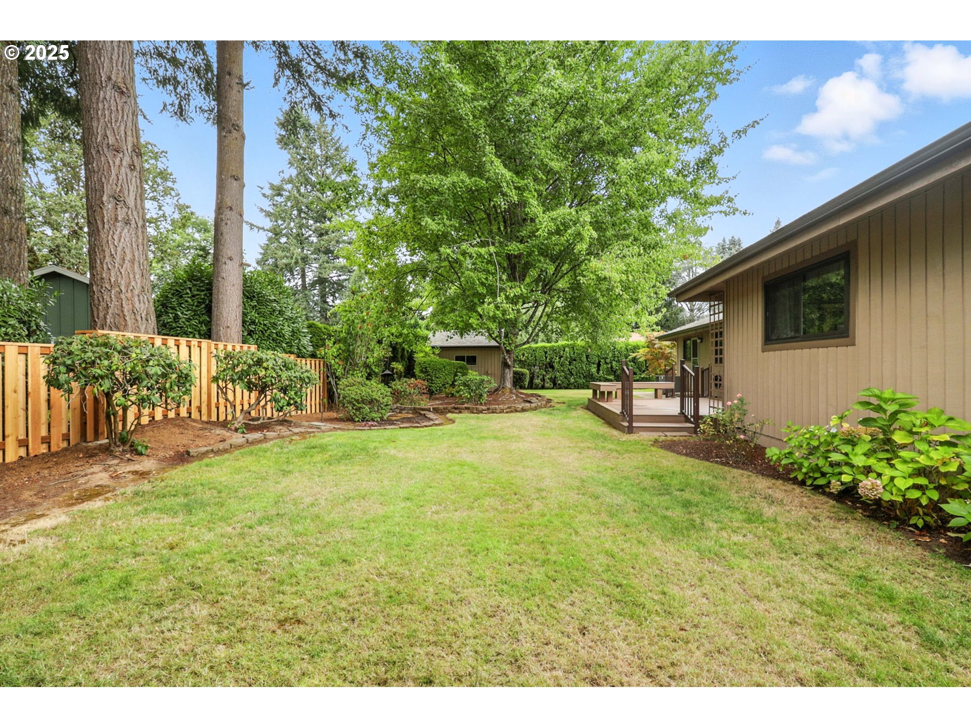 2142 SE GERHARD DR