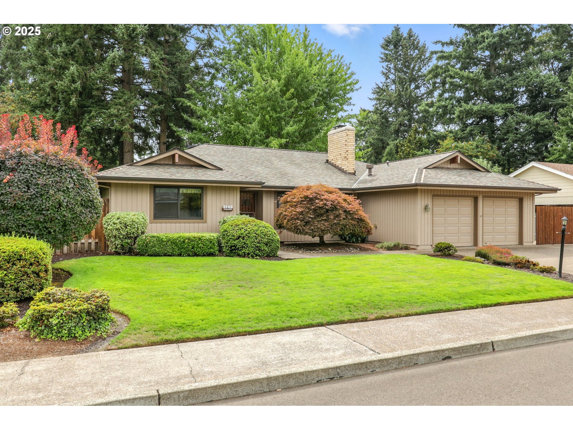2142 SE GERHARD DR