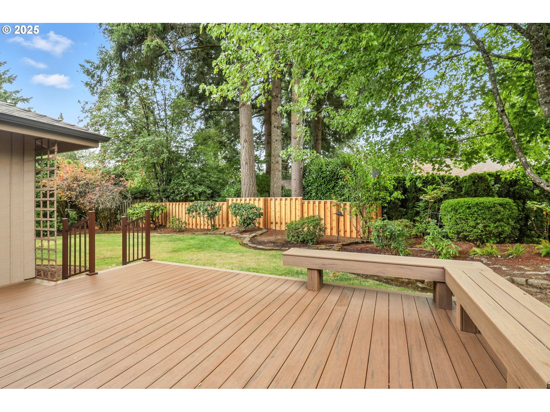 2142 SE GERHARD DR