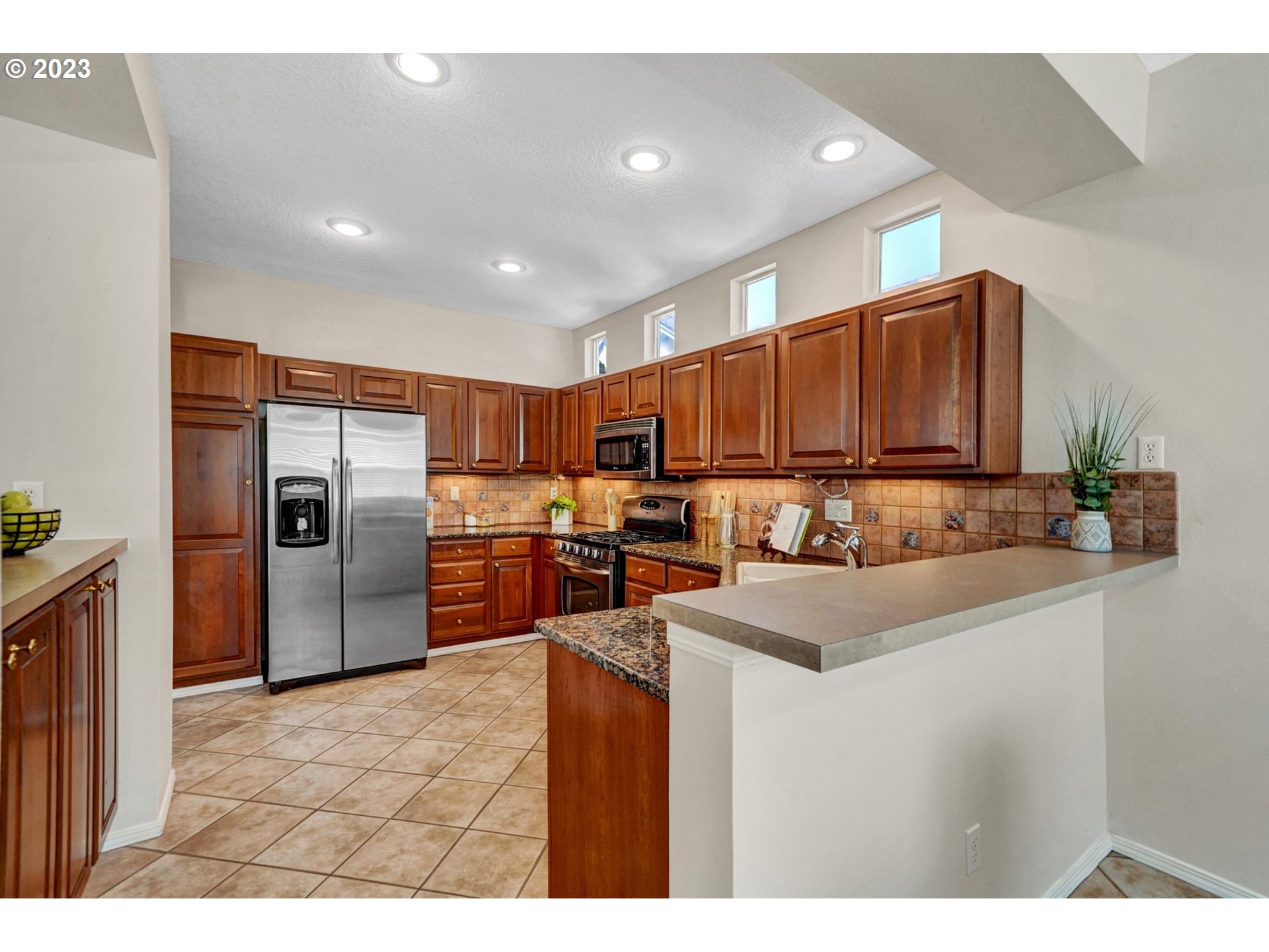 1551 NE ORENCO STATION PKWY