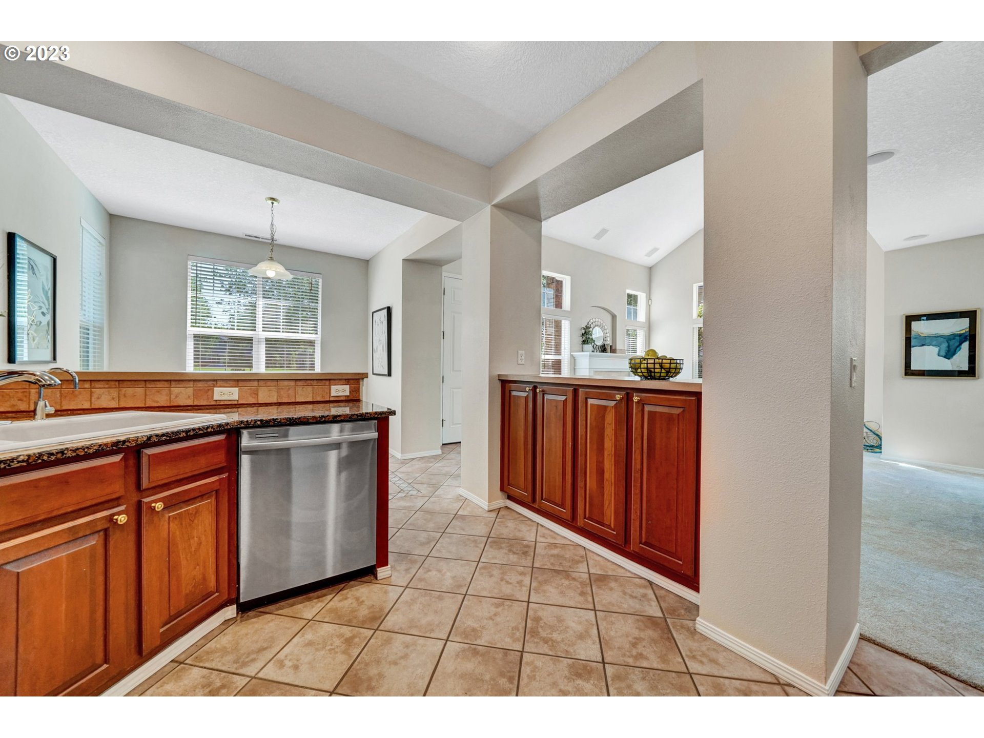 1551 NE ORENCO STATION PKWY