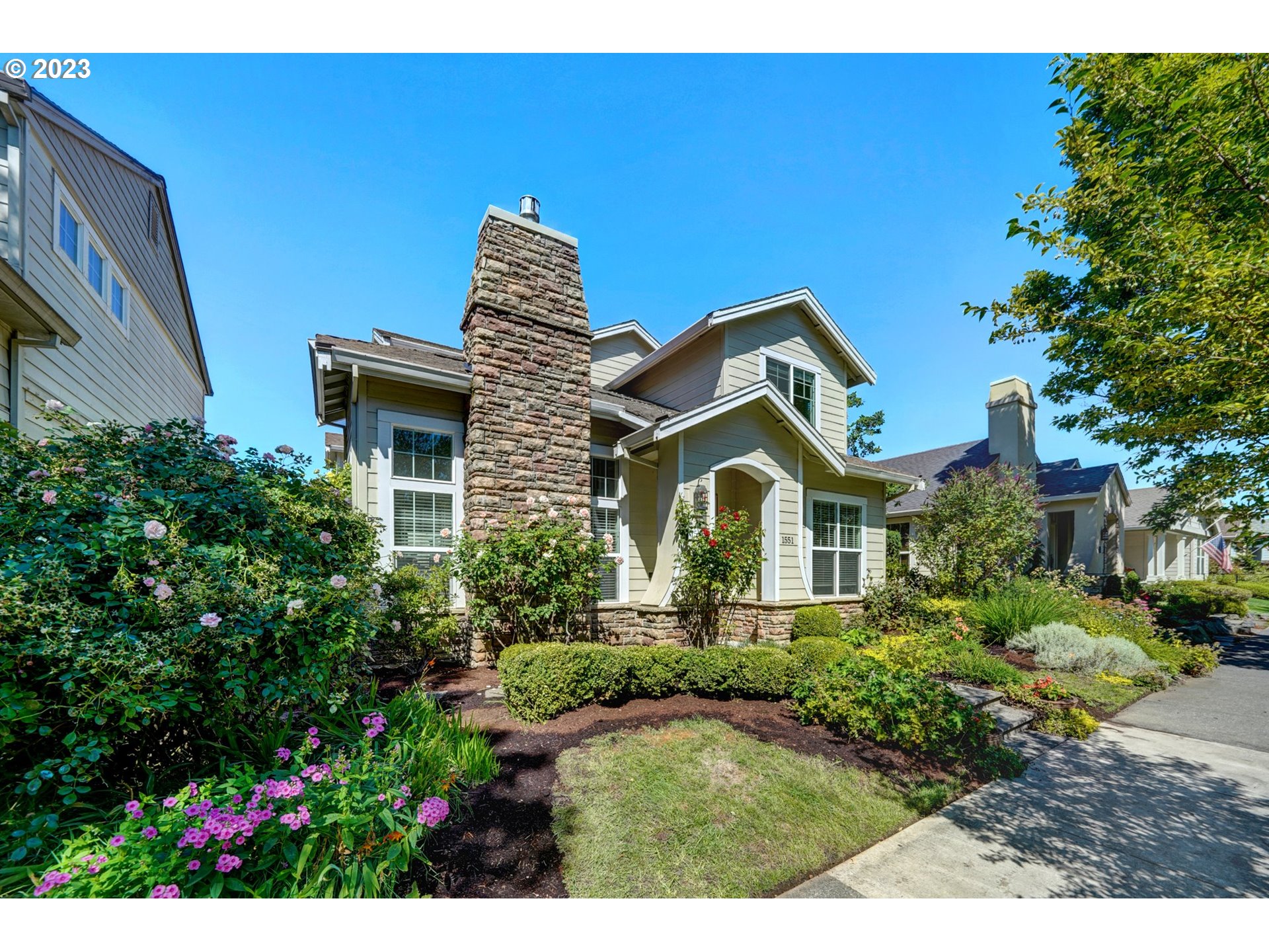 1551 NE ORENCO STATION PKWY