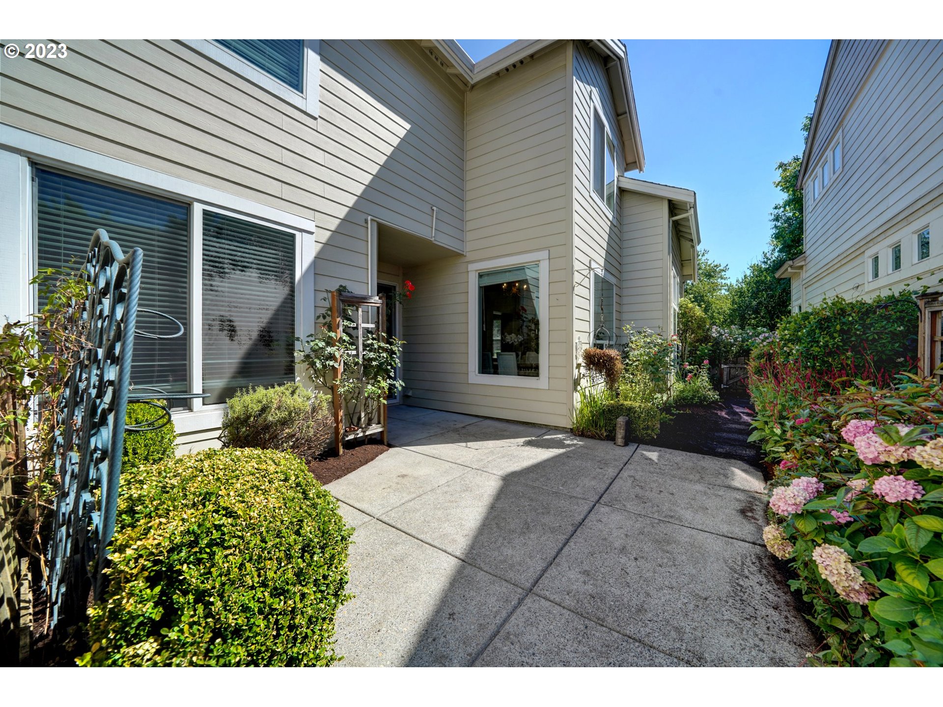 1551 NE ORENCO STATION PKWY