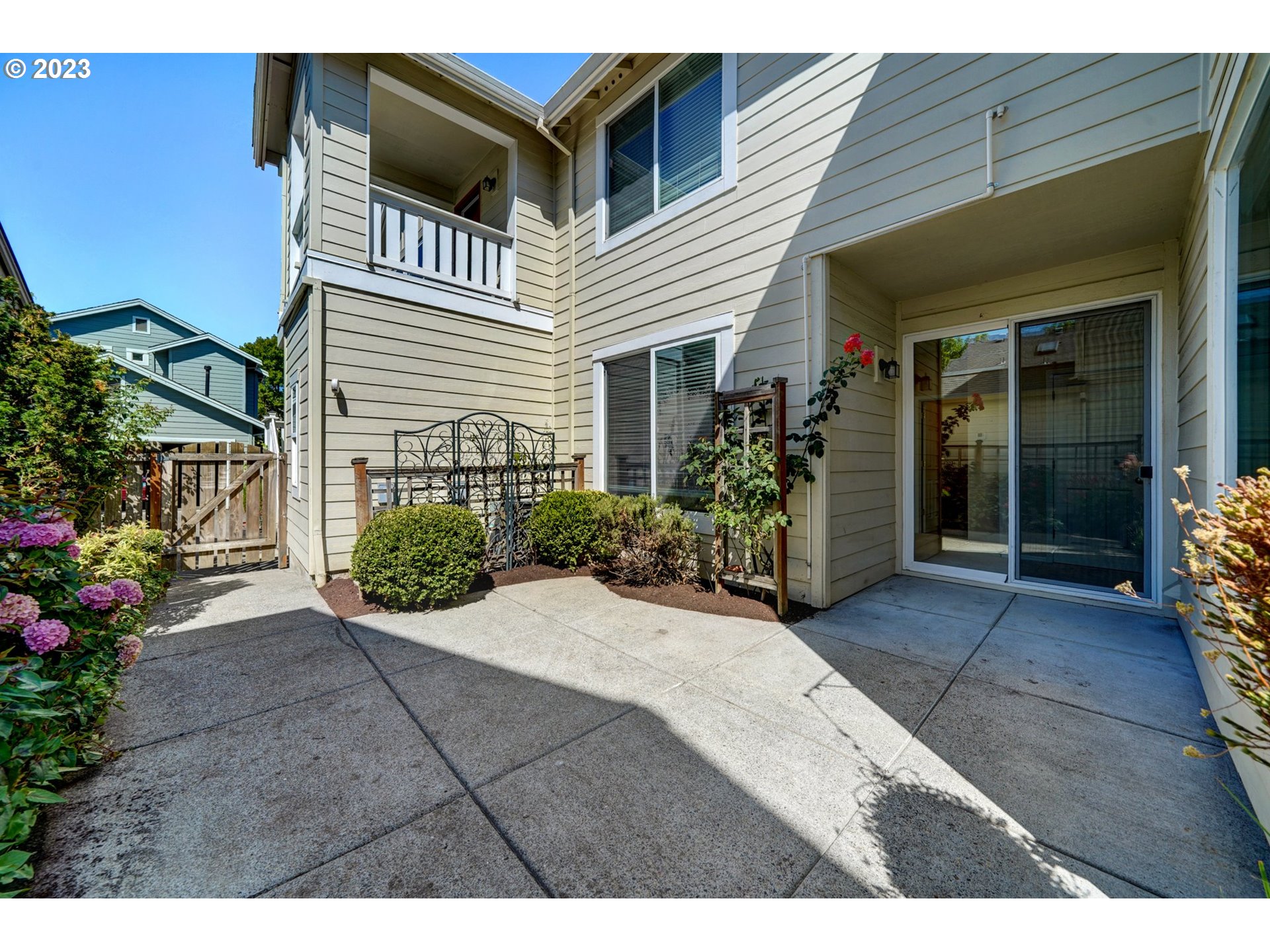 1551 NE ORENCO STATION PKWY