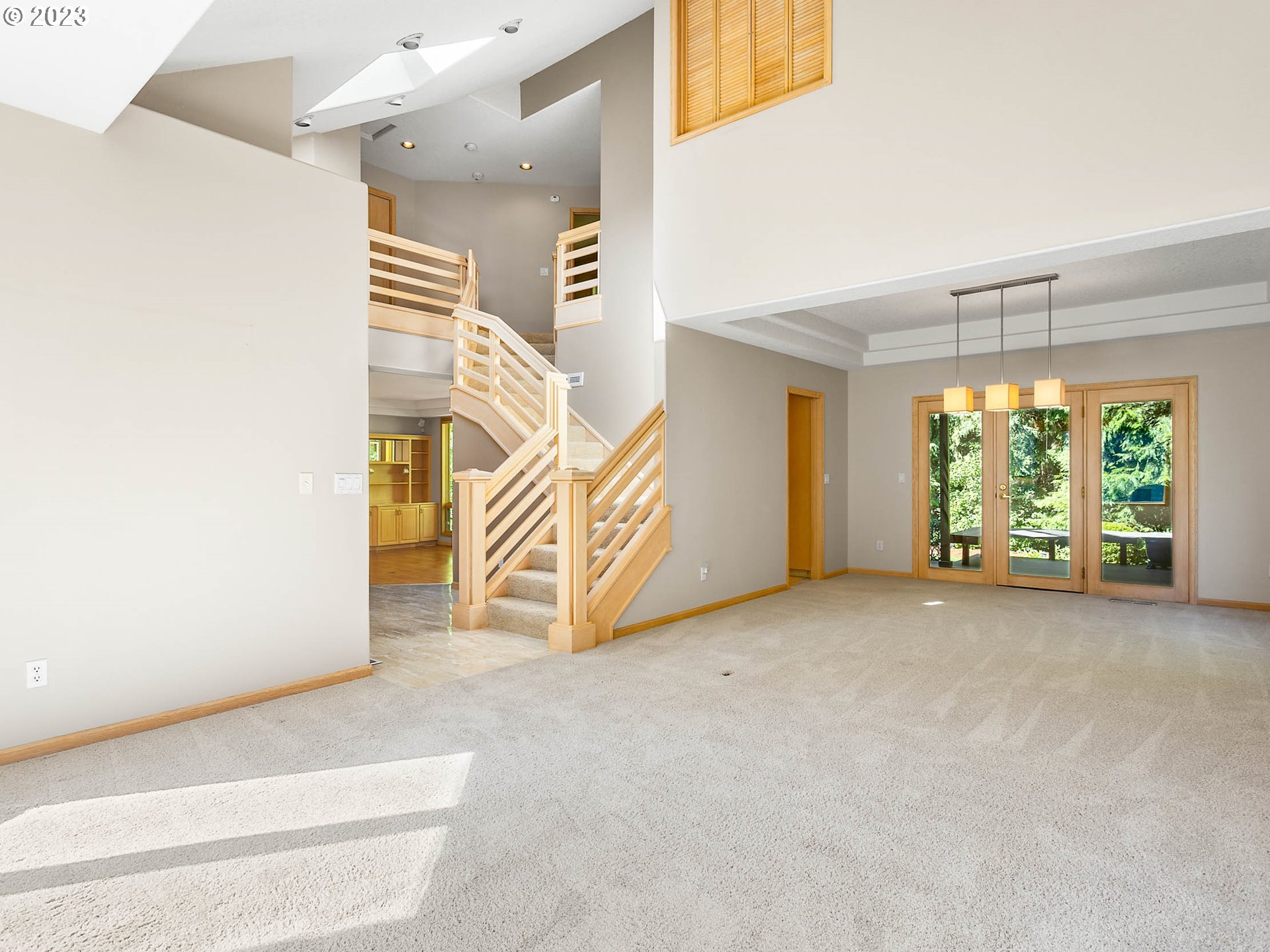 8351 SW CHARLOTTE DR