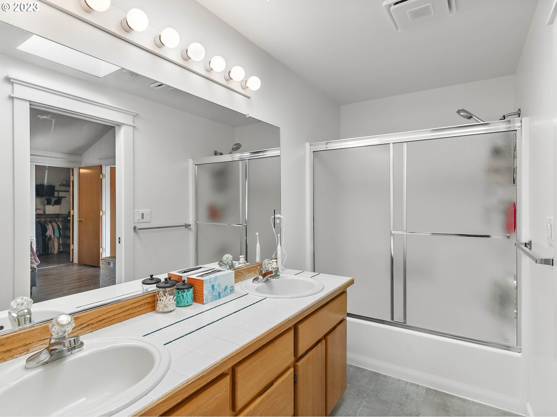 205 NE MILNE RD