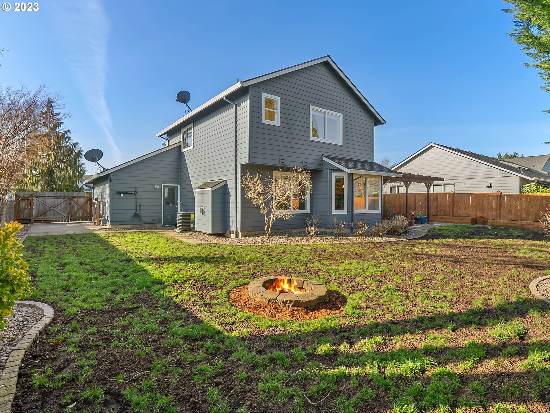 205 NE MILNE RD