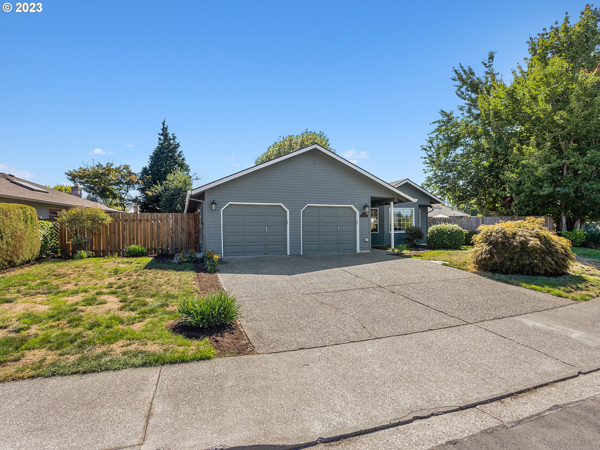 5292 NE STANCHION CT