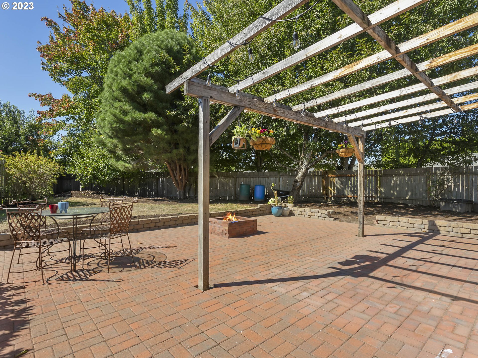 5292 NE STANCHION CT