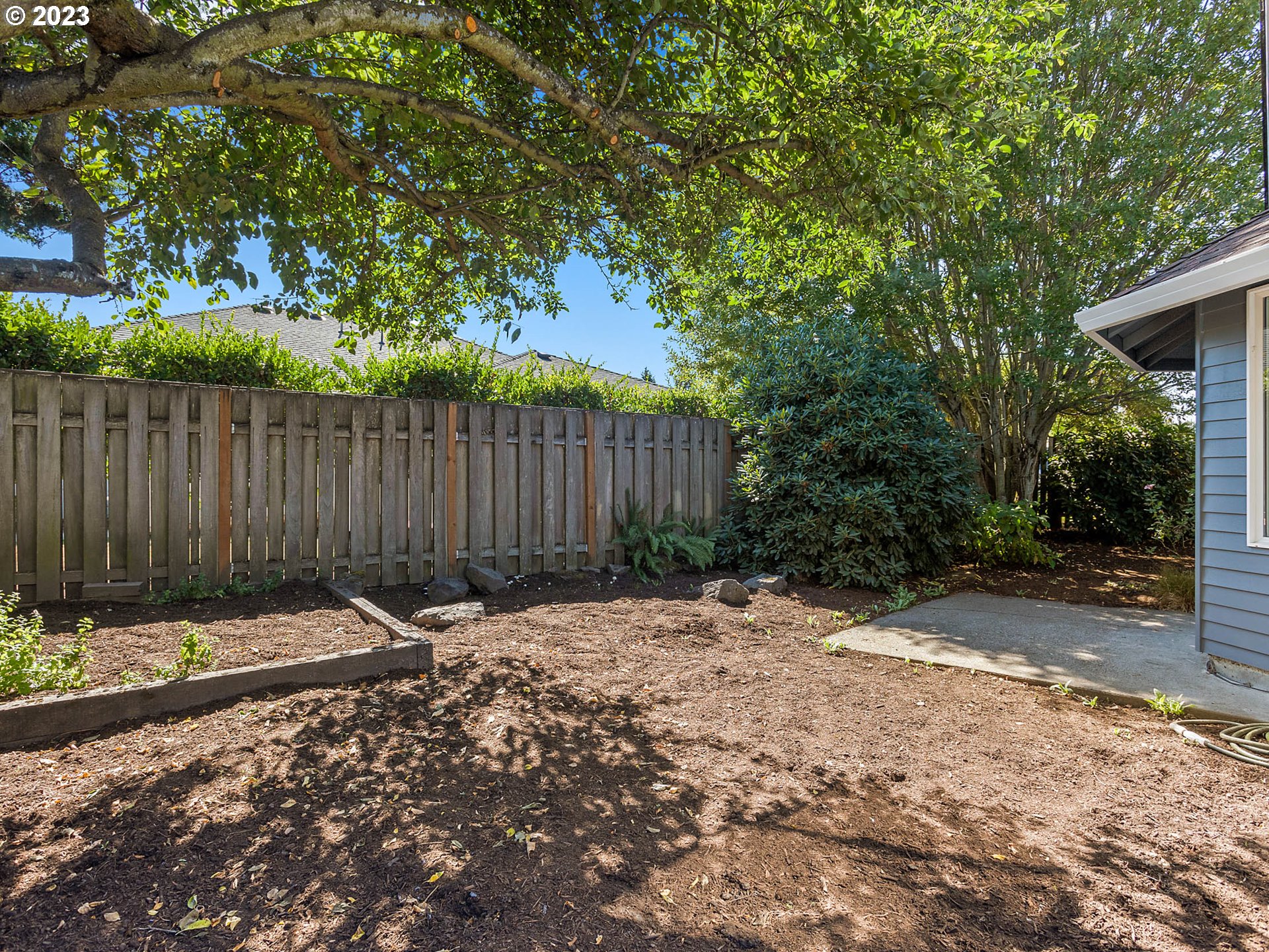 5292 NE STANCHION CT