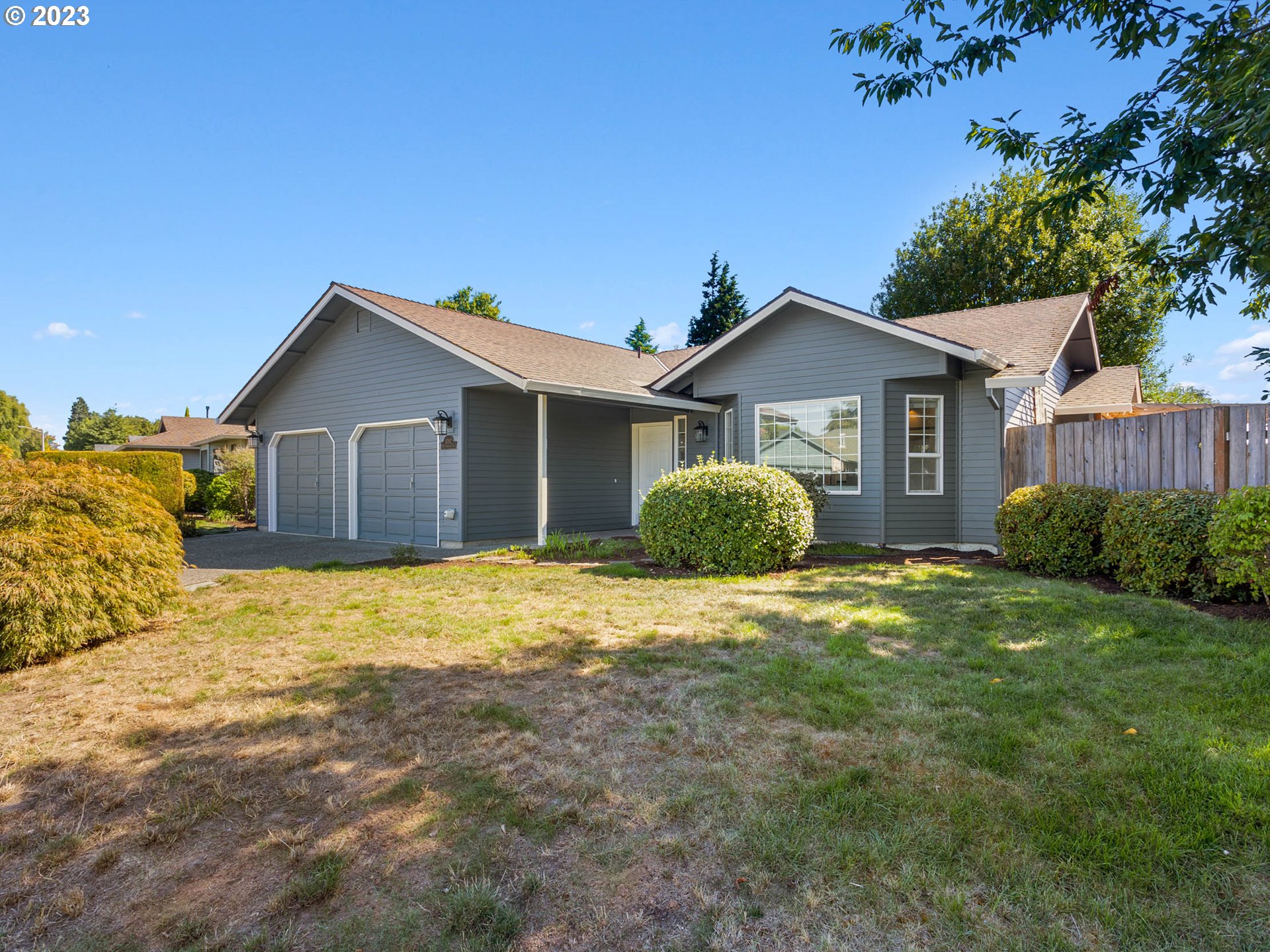 5292 NE STANCHION CT