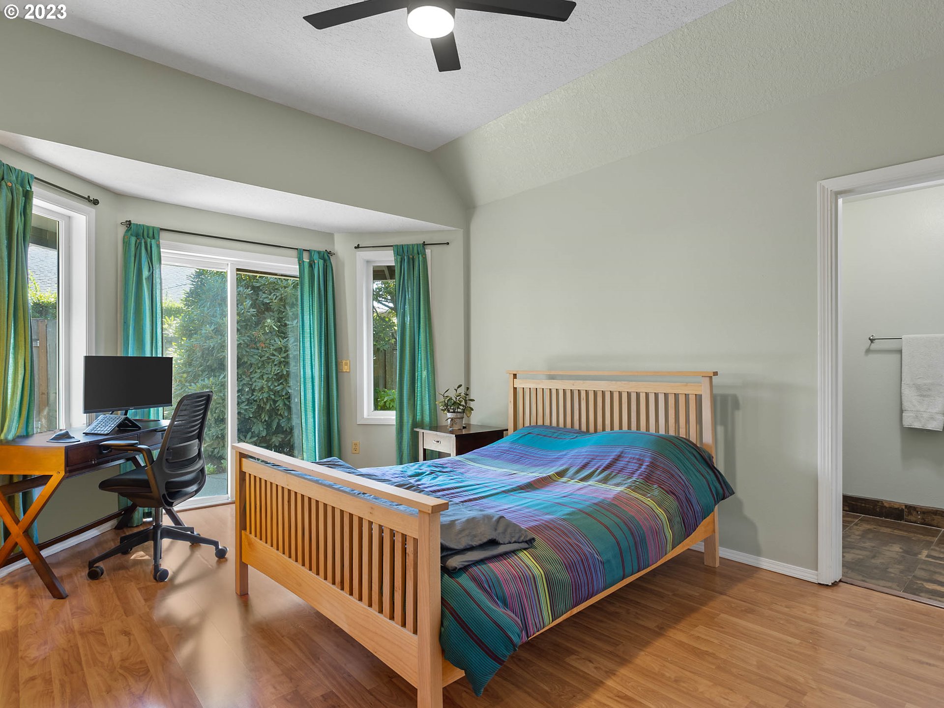 5292 NE STANCHION CT