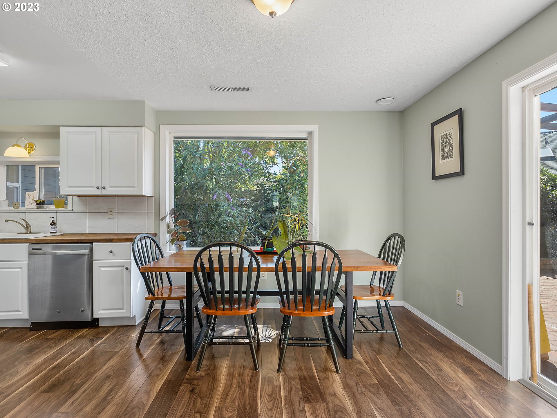 5292 NE STANCHION CT