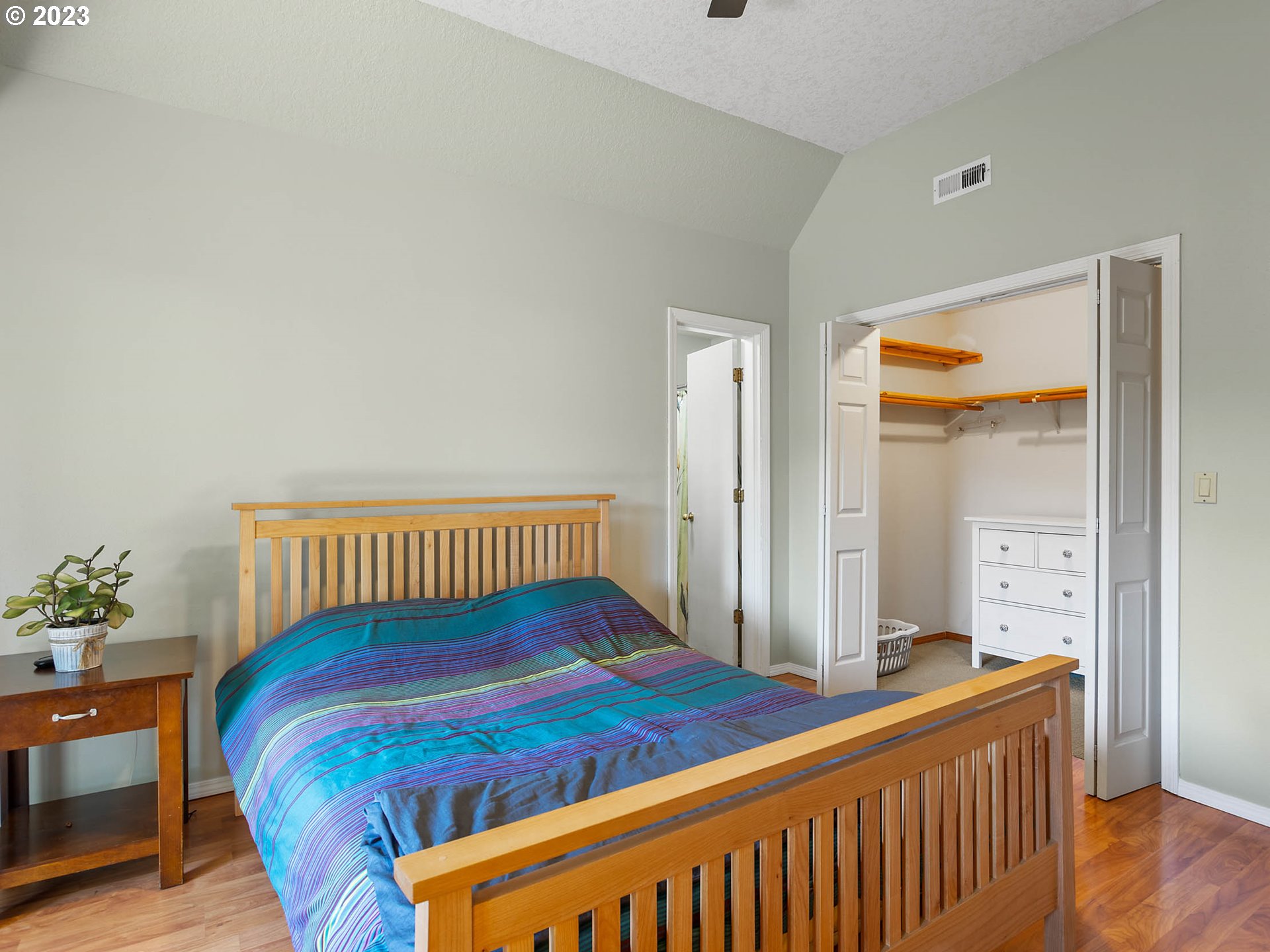 5292 NE STANCHION CT