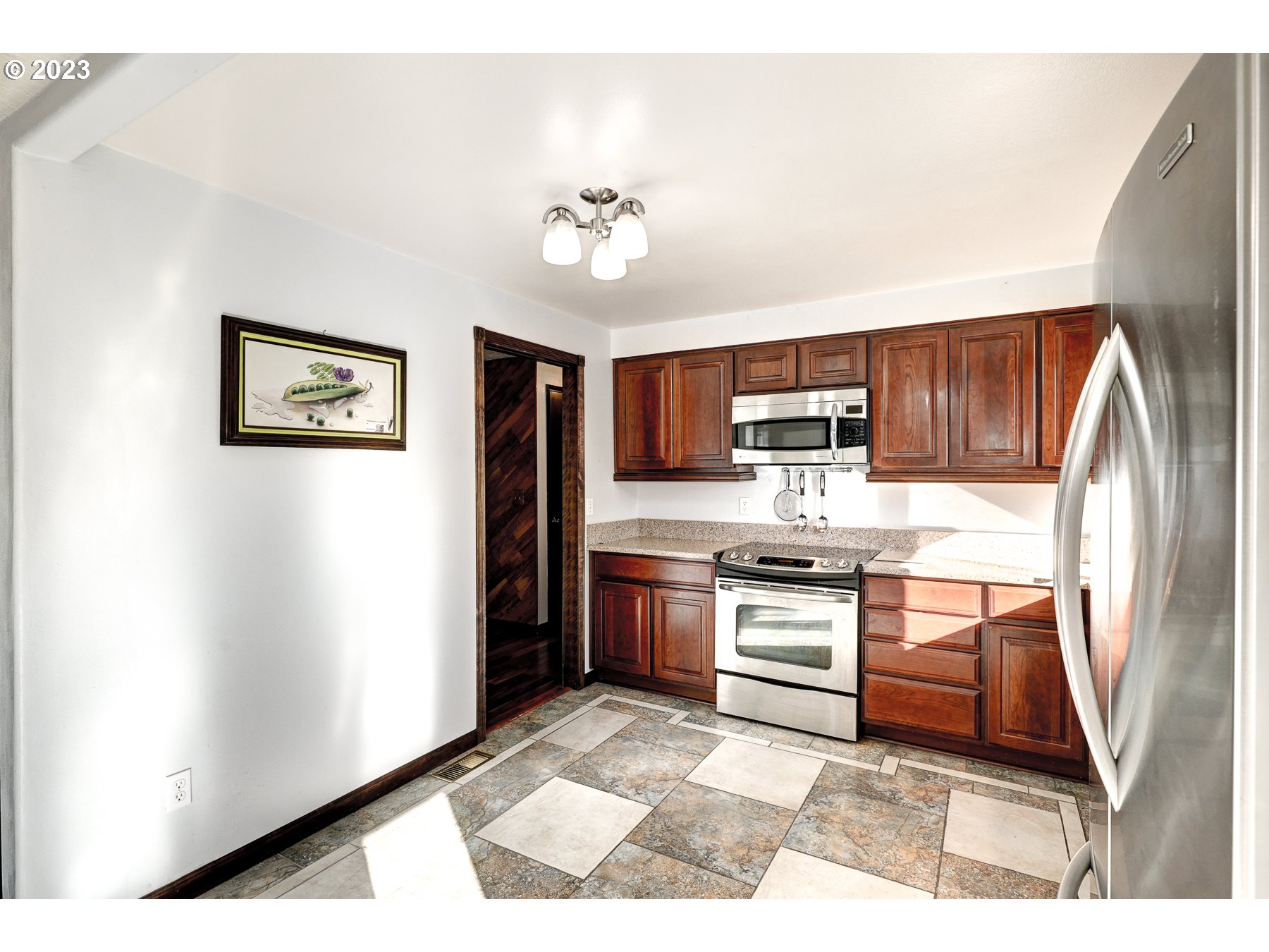 14820 SW WILLAMETTE ST