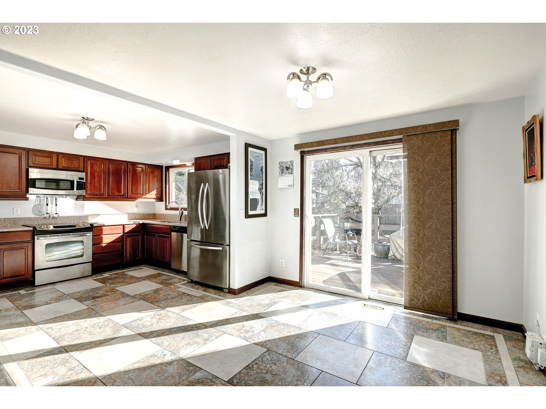 14820 SW WILLAMETTE ST