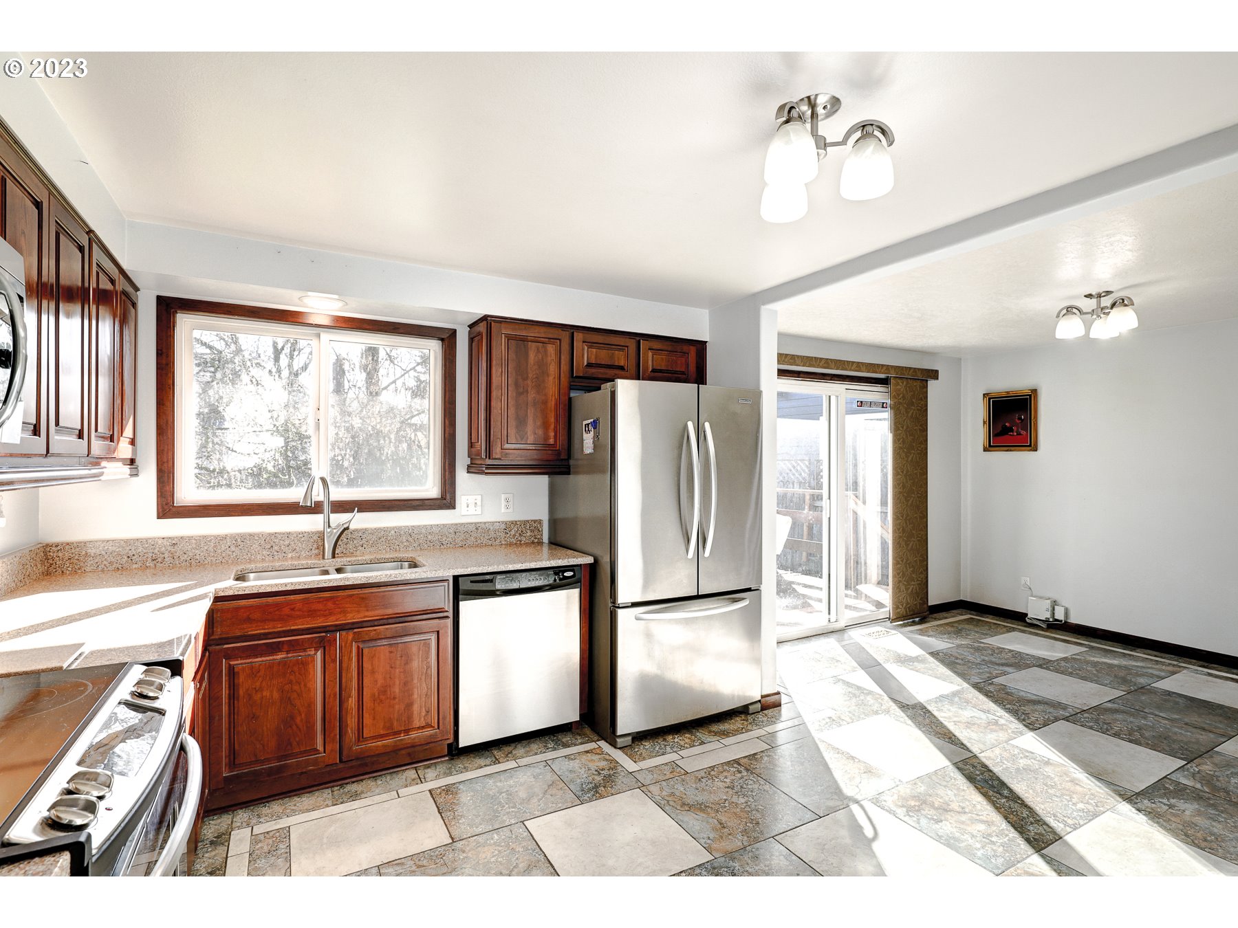 14820 SW WILLAMETTE ST