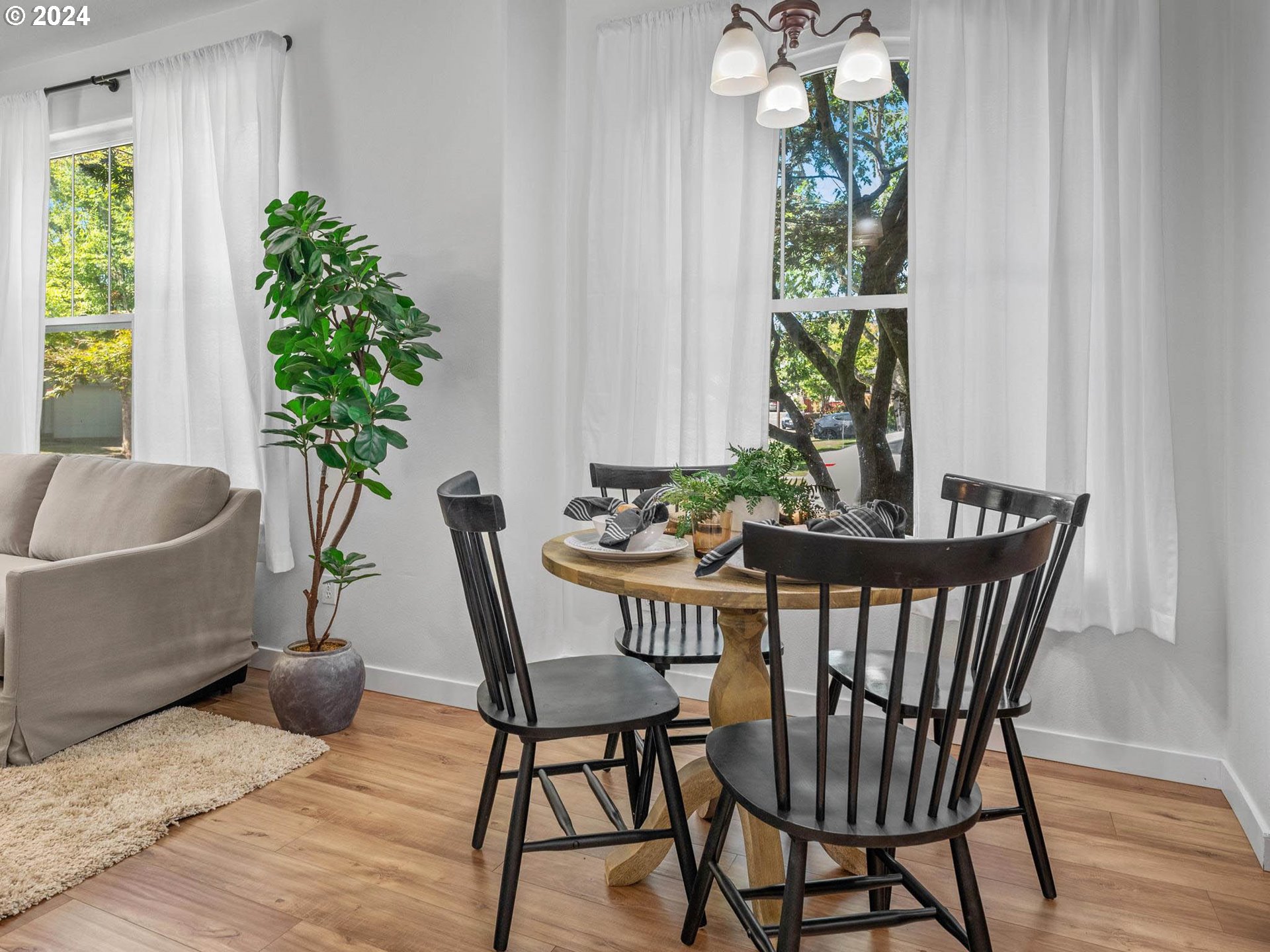 1374 NW 7th AVE