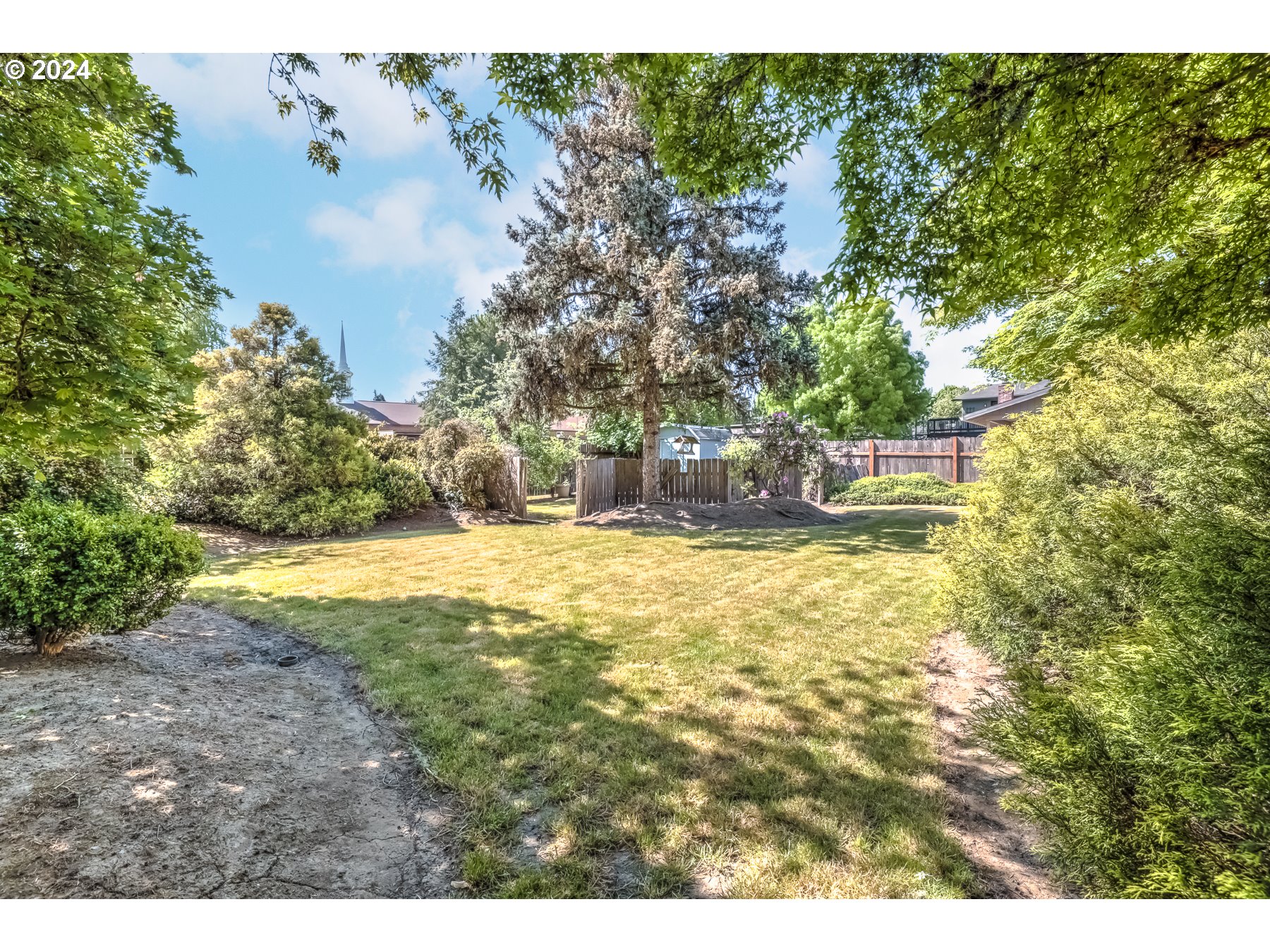 1604 SOMERA DR