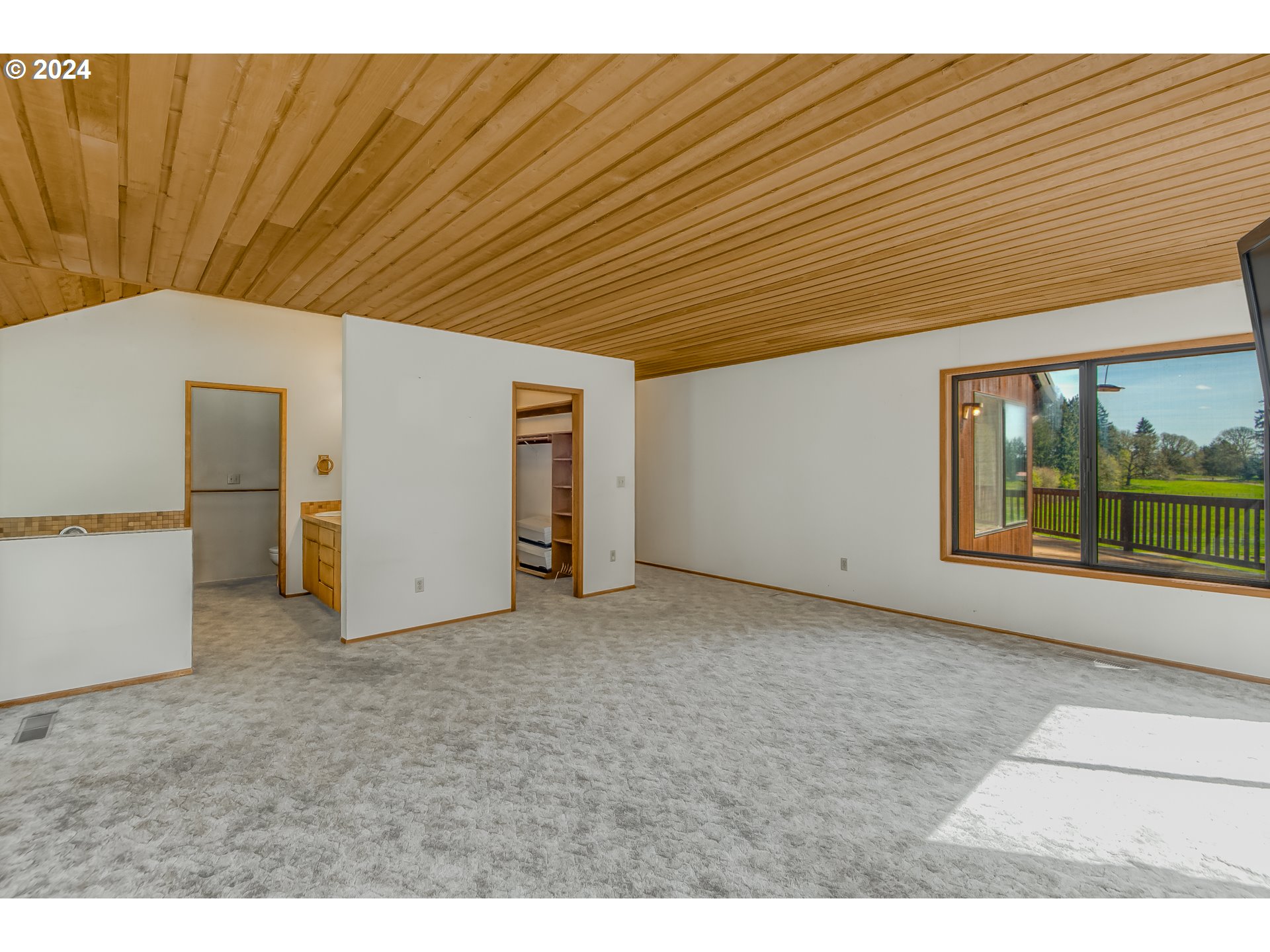 8745 SW HILLSBORO HWY