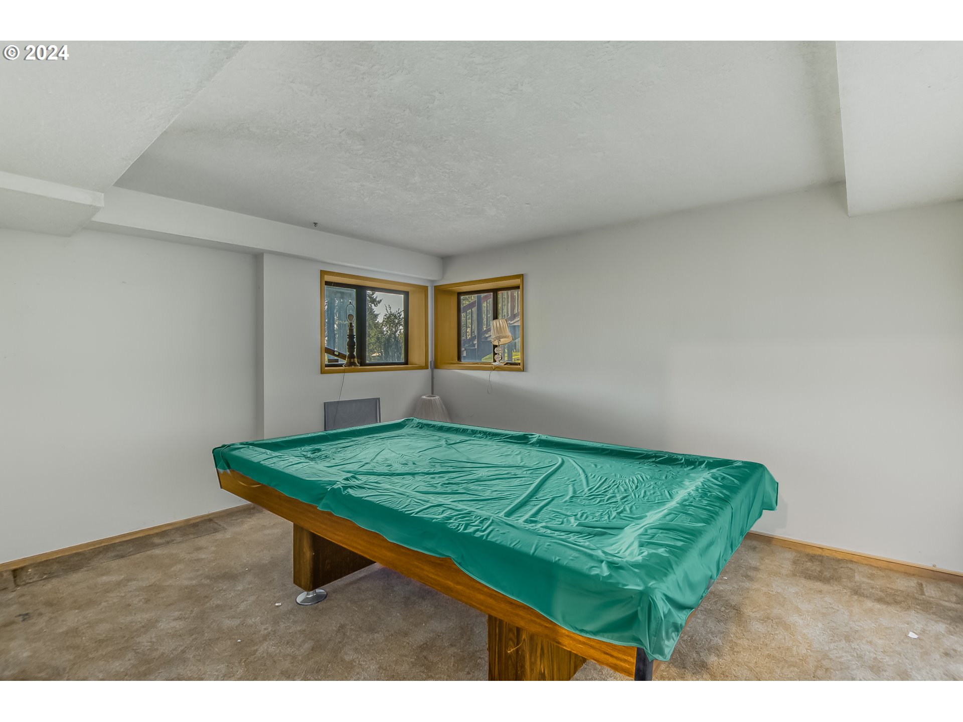 8745 SW HILLSBORO HWY