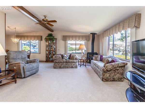 100 SW 195th AVE 206