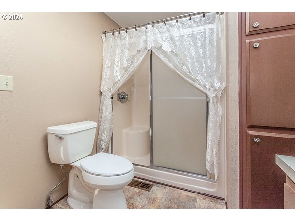 100 SW 195th AVE 206