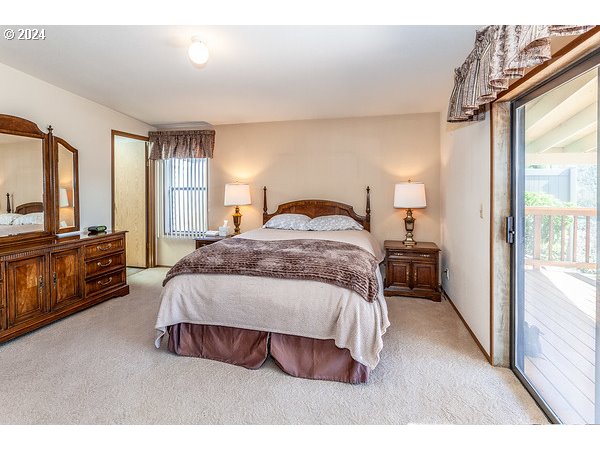 100 SW 195th AVE 206