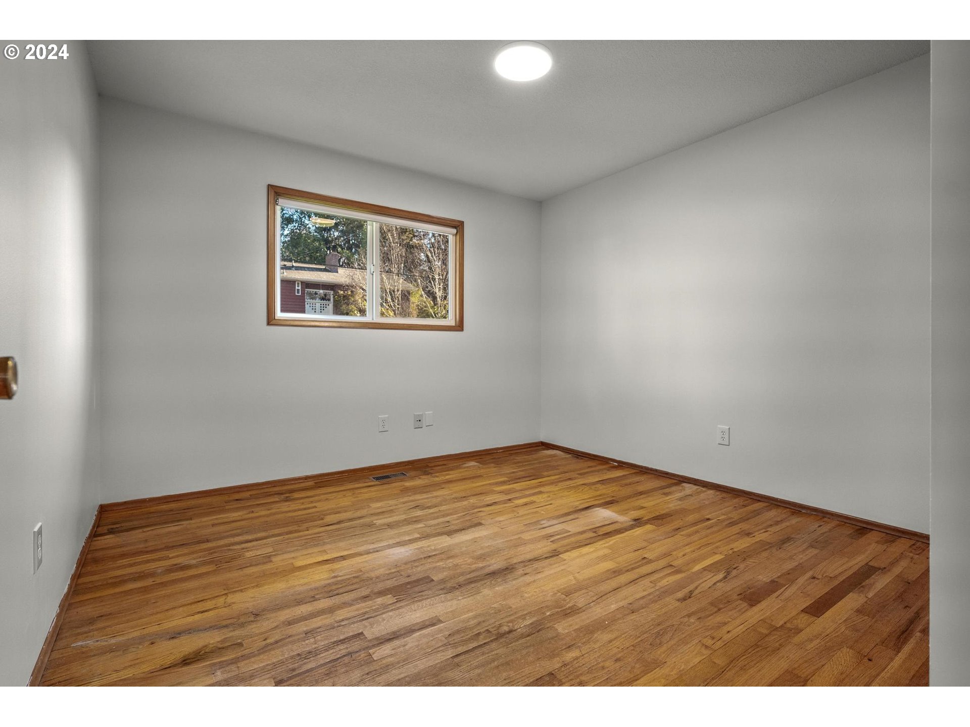7325 SW 36TH AVE
