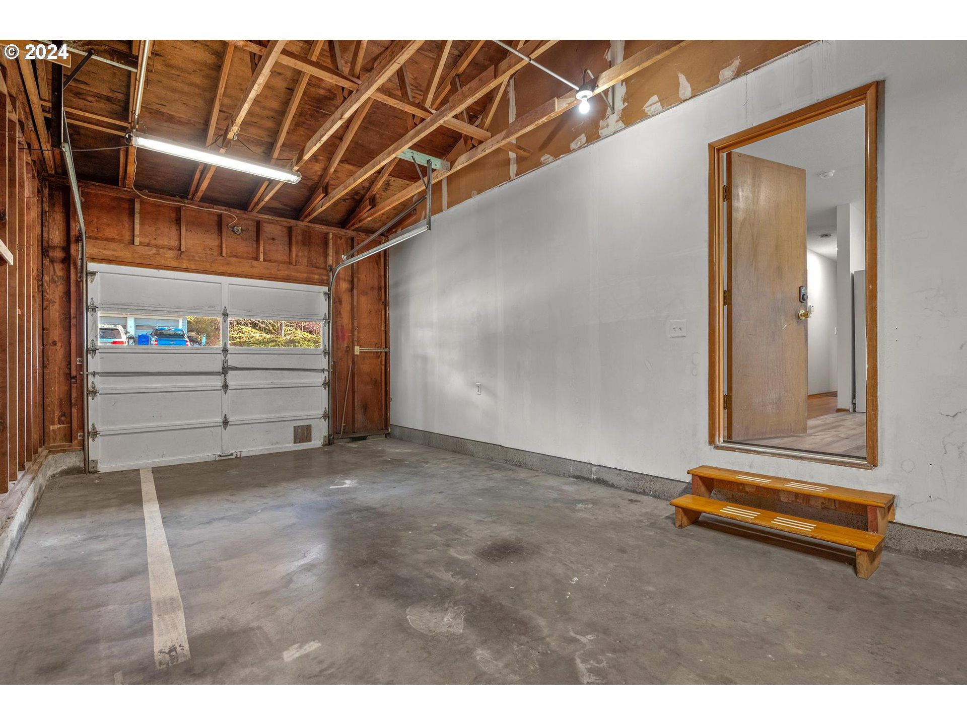 7325 SW 36TH AVE
