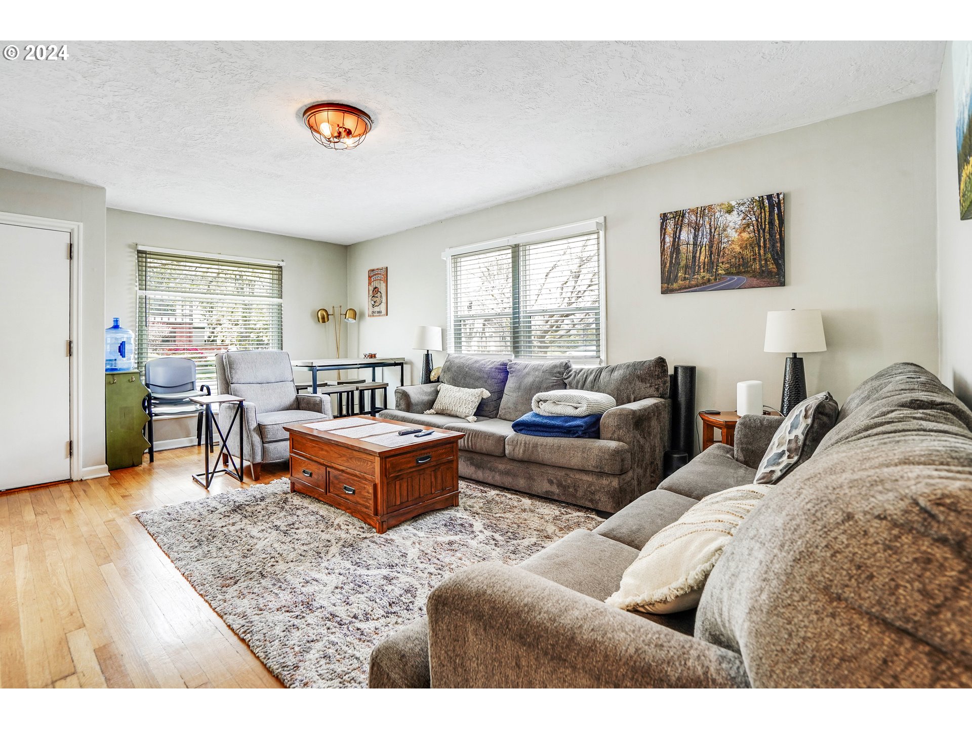 335 NW 9TH ST