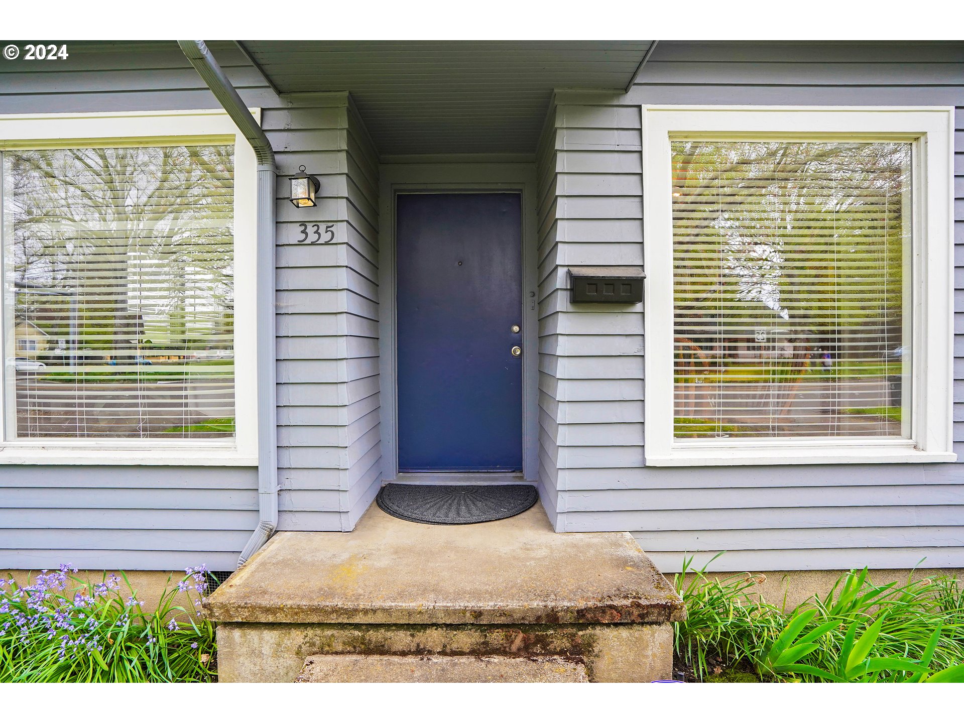 335 NW 9TH ST
