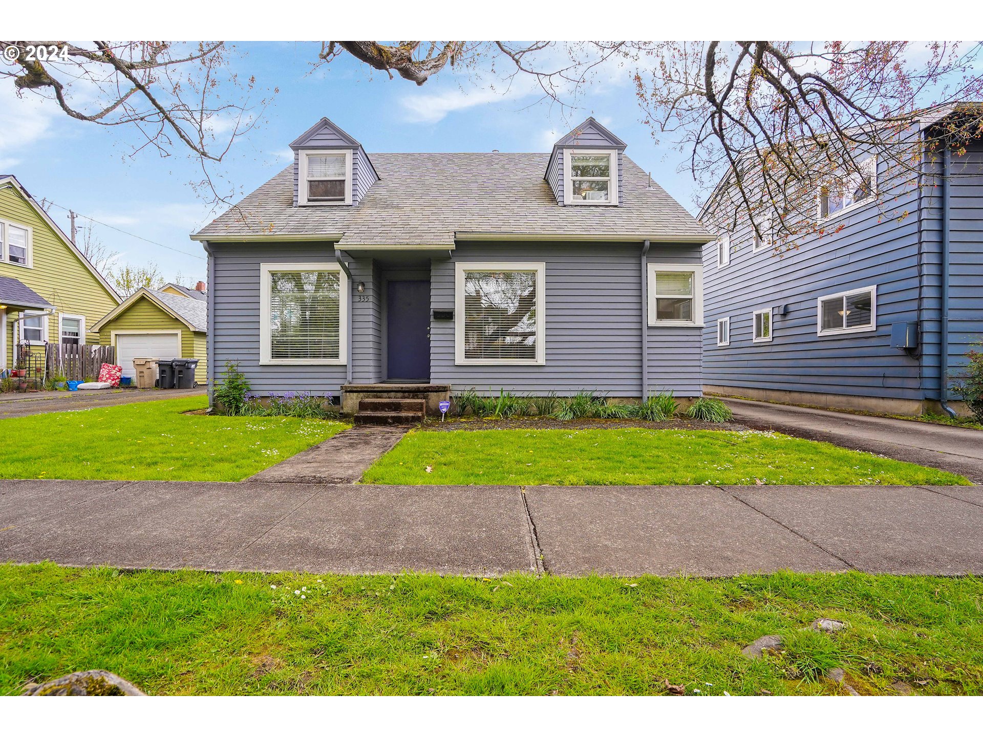 335 NW 9TH ST