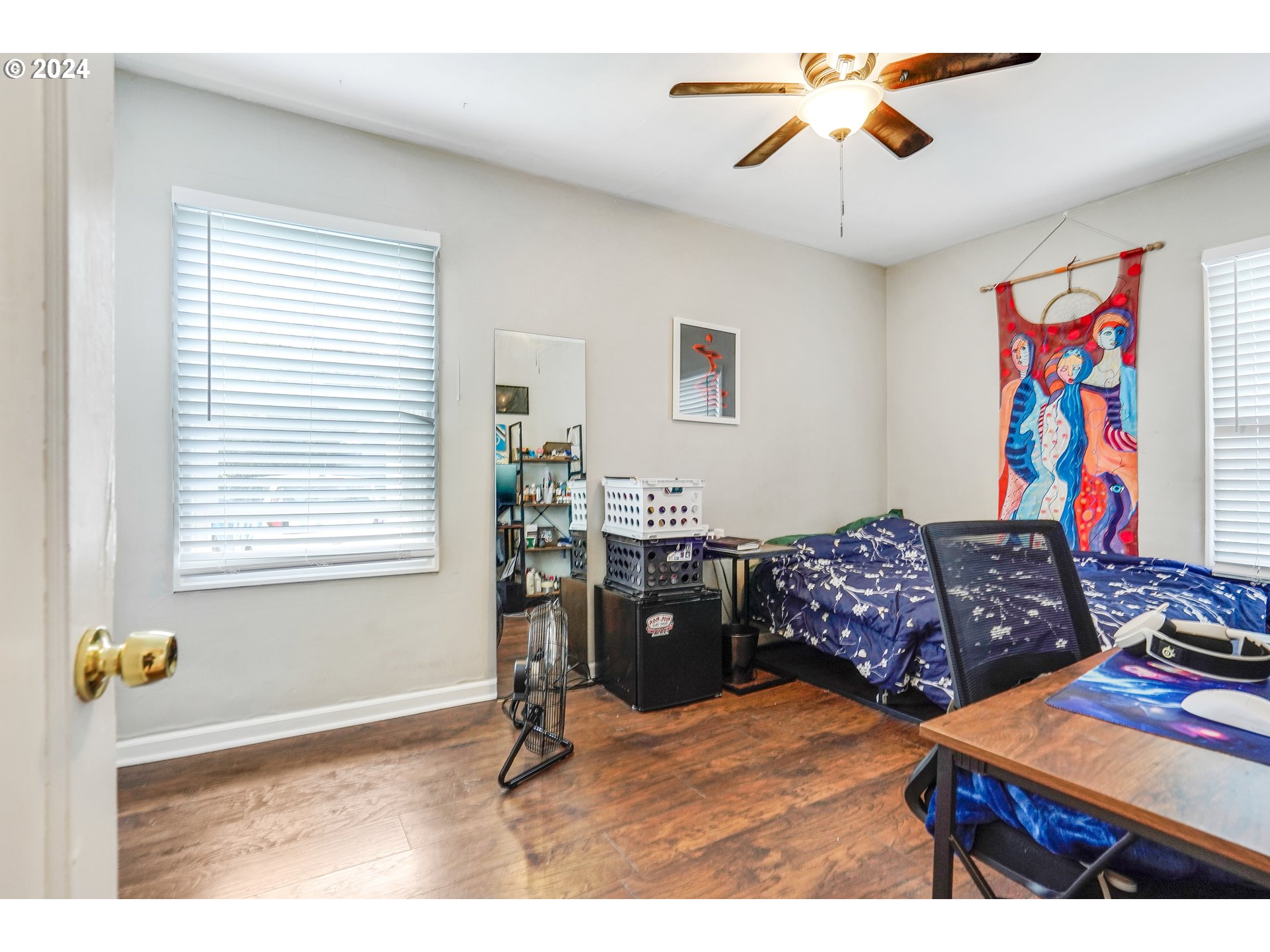 335 NW 9TH ST