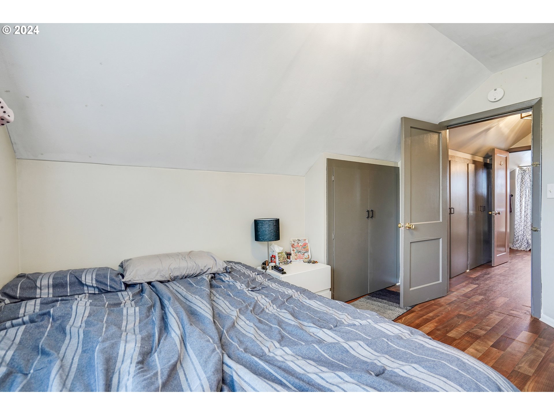 335 NW 9TH ST
