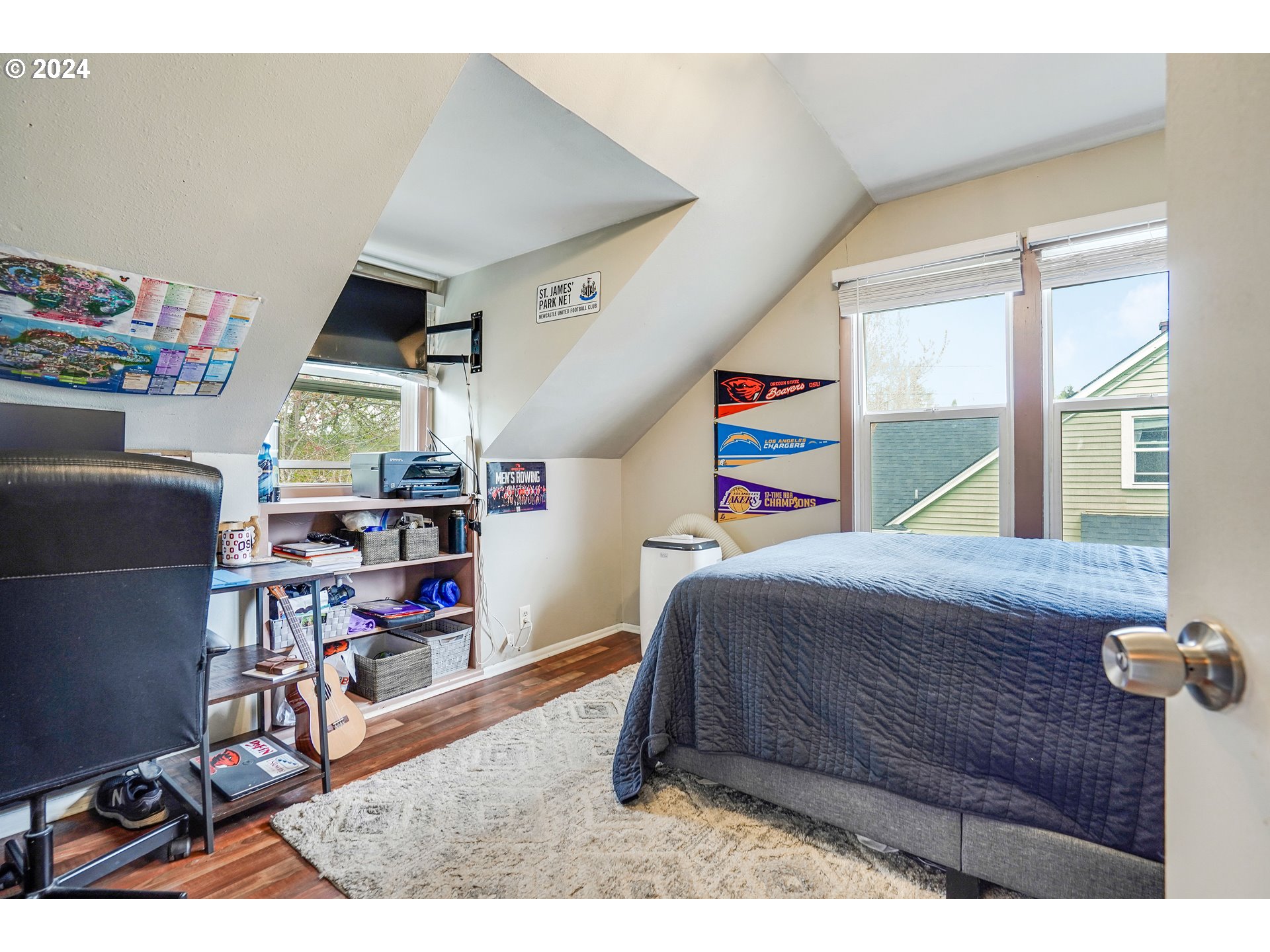 335 NW 9TH ST