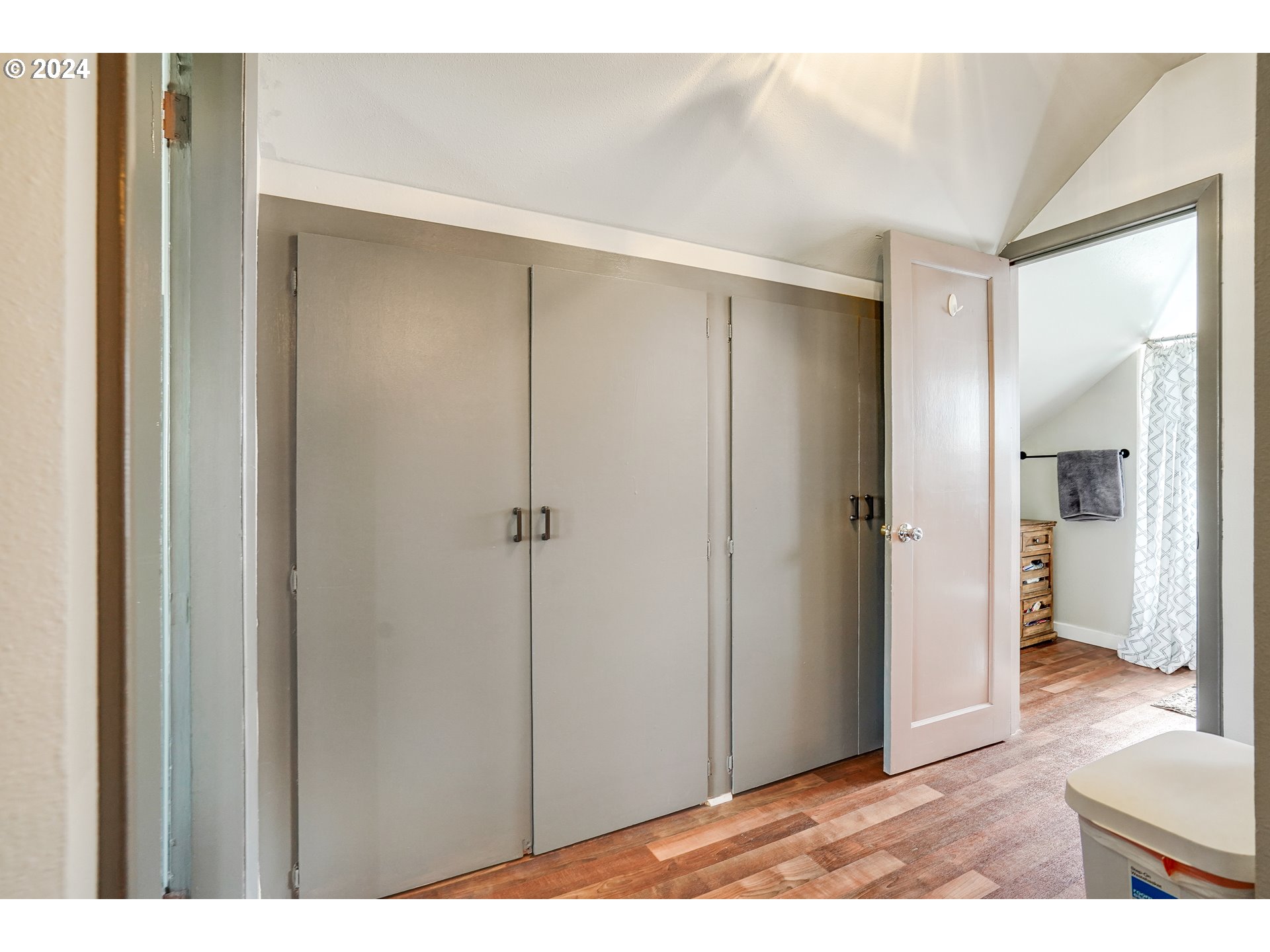 335 NW 9TH ST