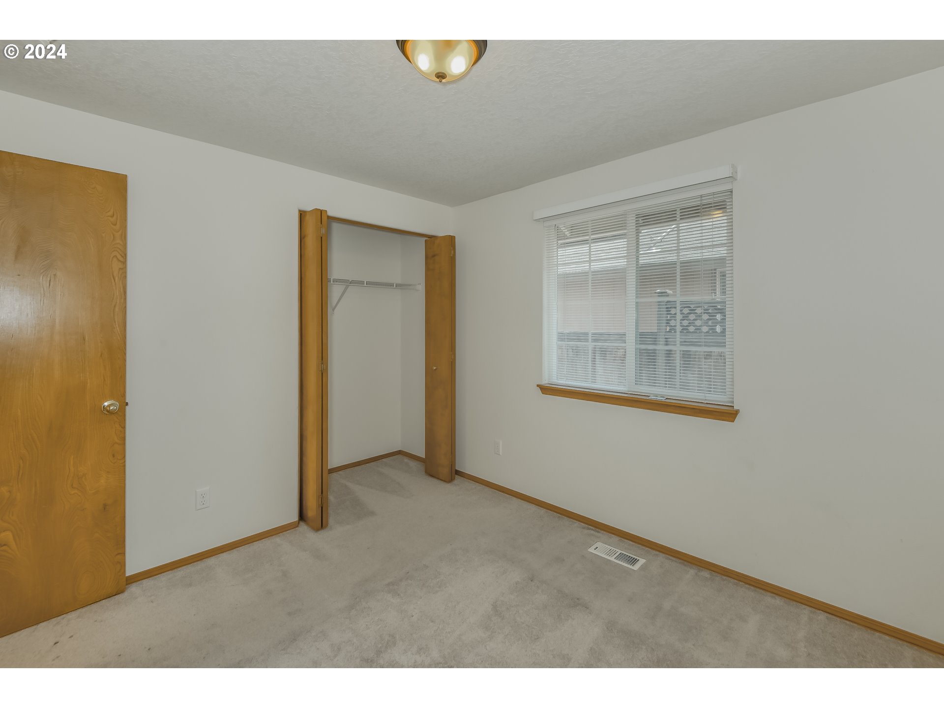 1235 CONSTITUTION AVE