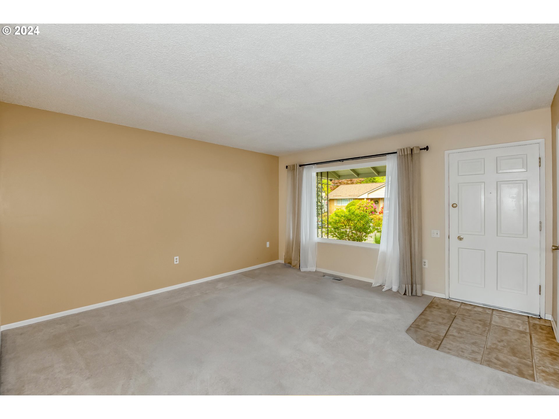 15580 SW ROYALTY PKWY